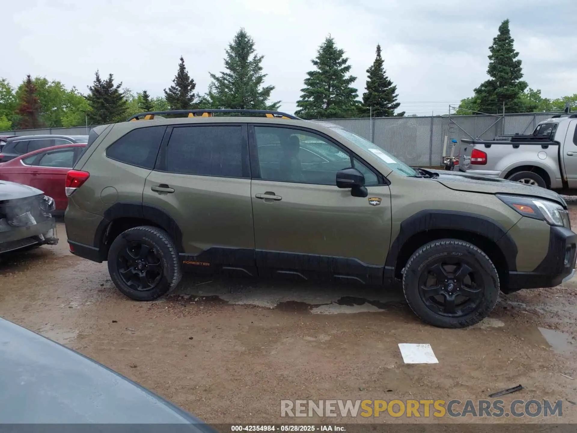 13 Photograph of a damaged car JF2SKALC5NH416327 SUBARU FORESTER 2022