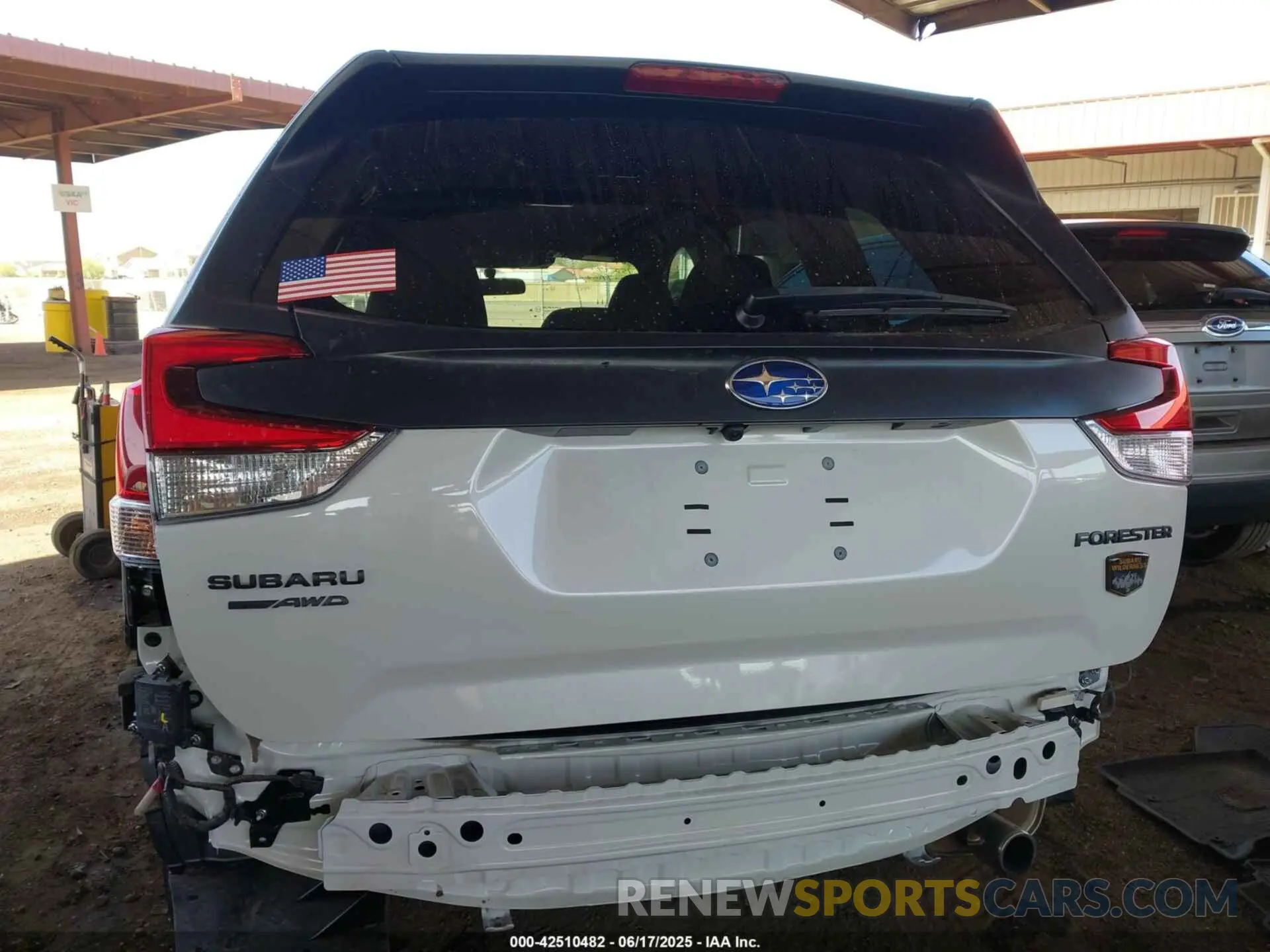 19 Photograph of a damaged car JF2SKAMC3NH401355 SUBARU FORESTER 2022