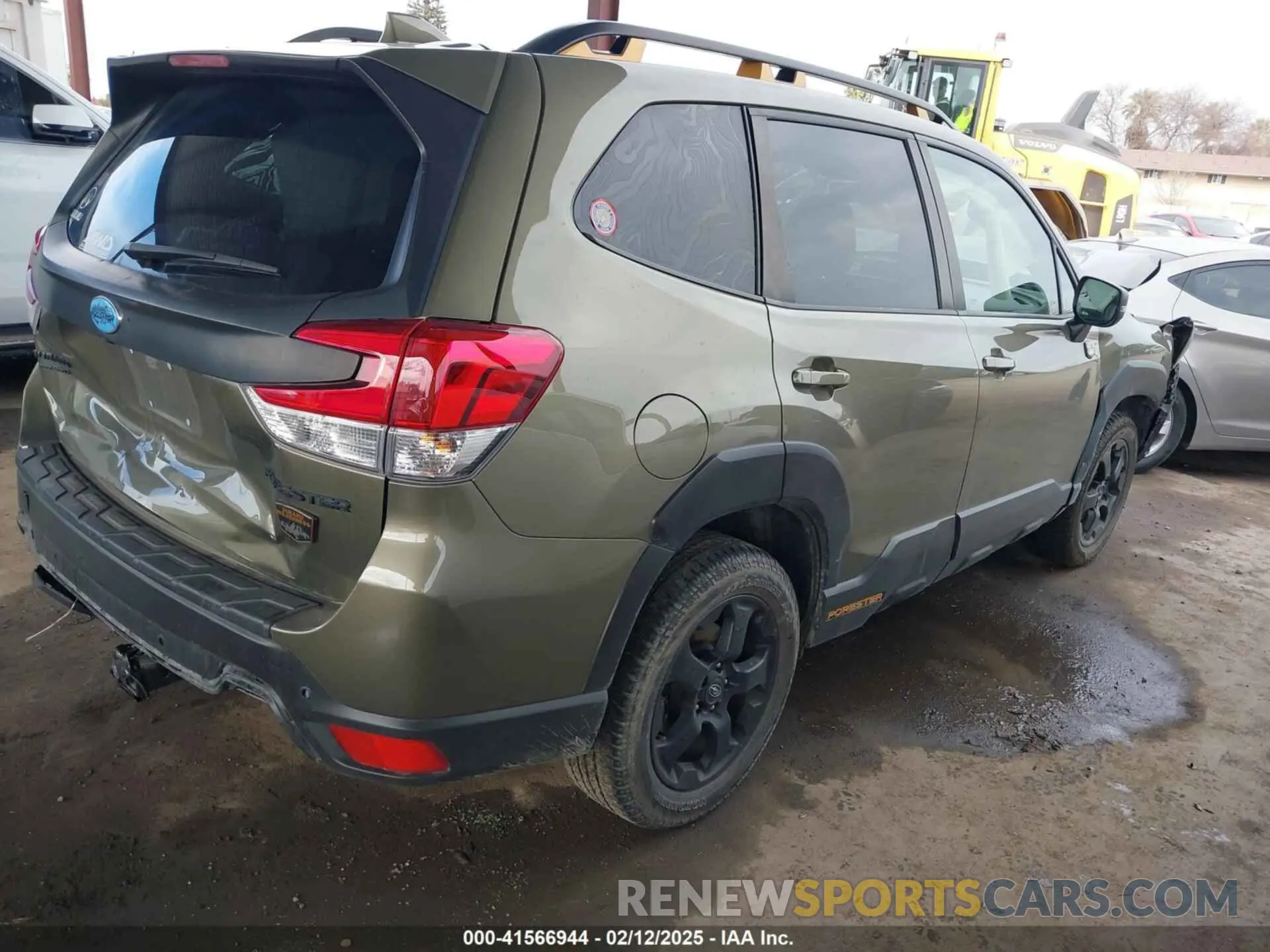 4 Photograph of a damaged car JF2SKAMC4NH421923 SUBARU FORESTER 2022