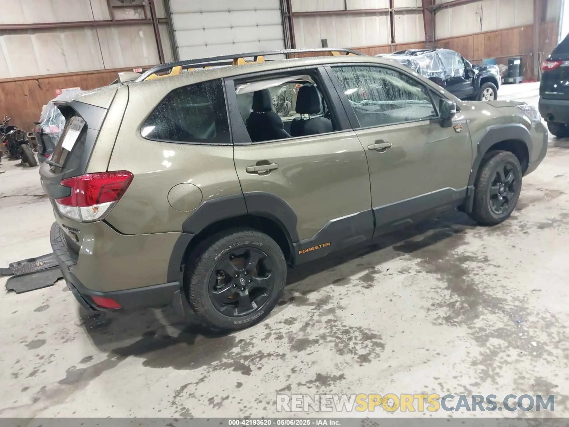 4 Photograph of a damaged car JF2SKAMC4NH498484 SUBARU FORESTER 2022
