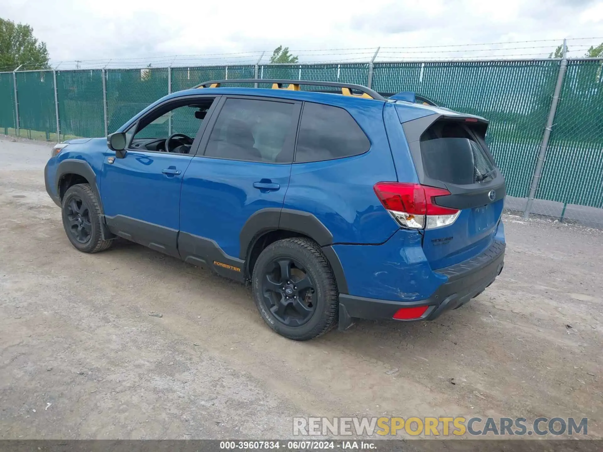 3 Photograph of a damaged car JF2SKAMC8NH529414 SUBARU FORESTER 2022
