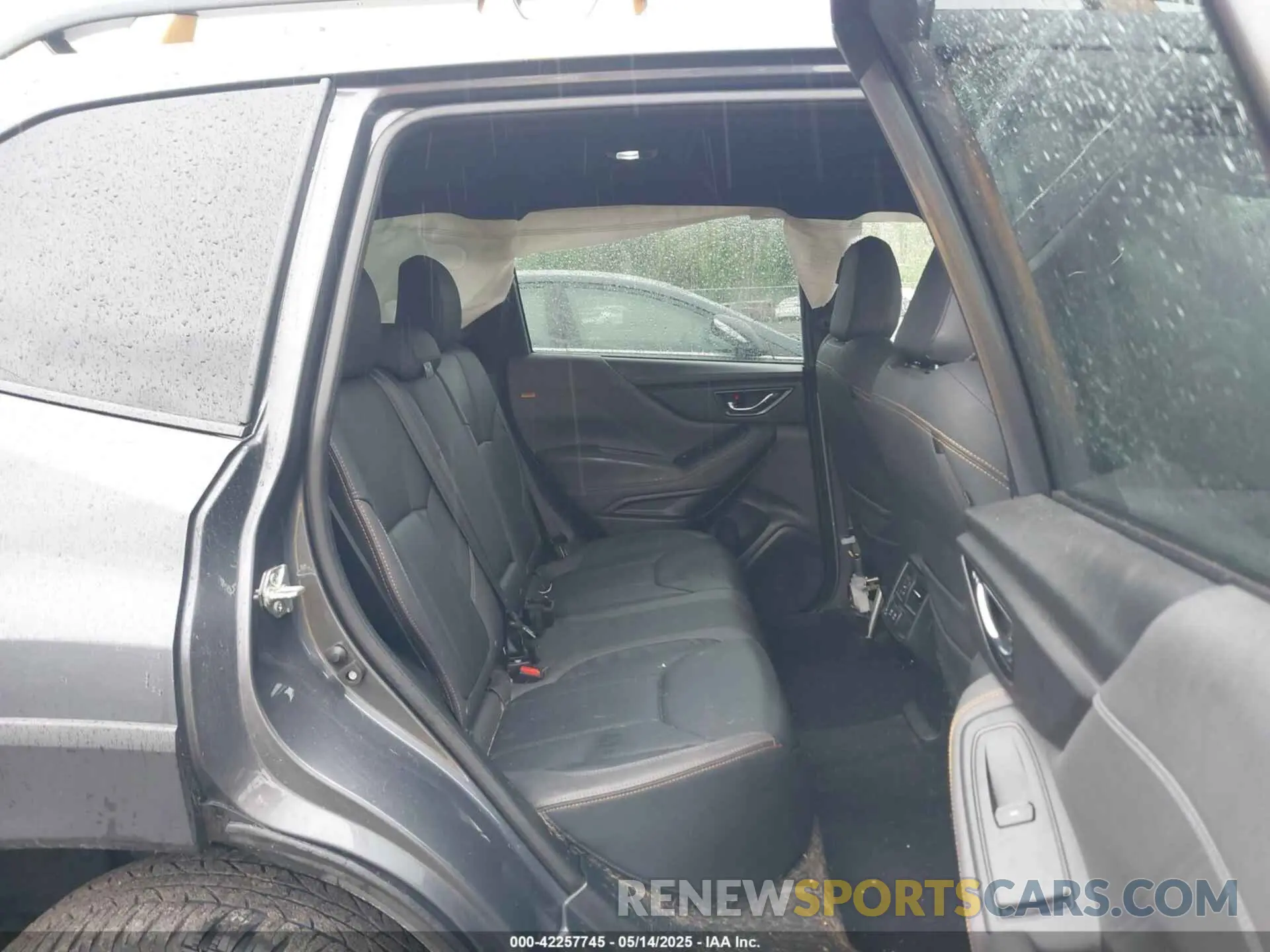 8 Photograph of a damaged car JF2SKAMC9NH405443 SUBARU FORESTER 2022