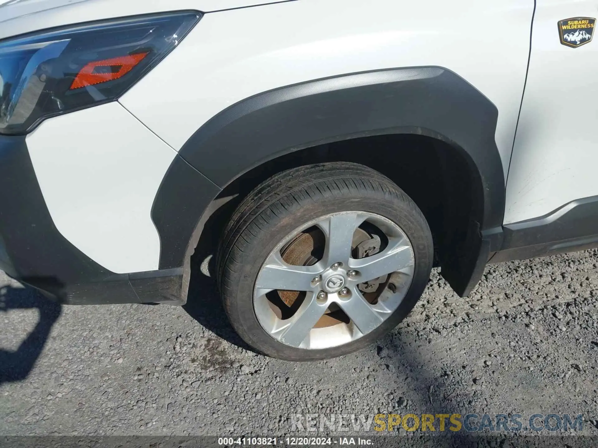 19 Photograph of a damaged car JF2SKAMCXNH487926 SUBARU FORESTER 2022