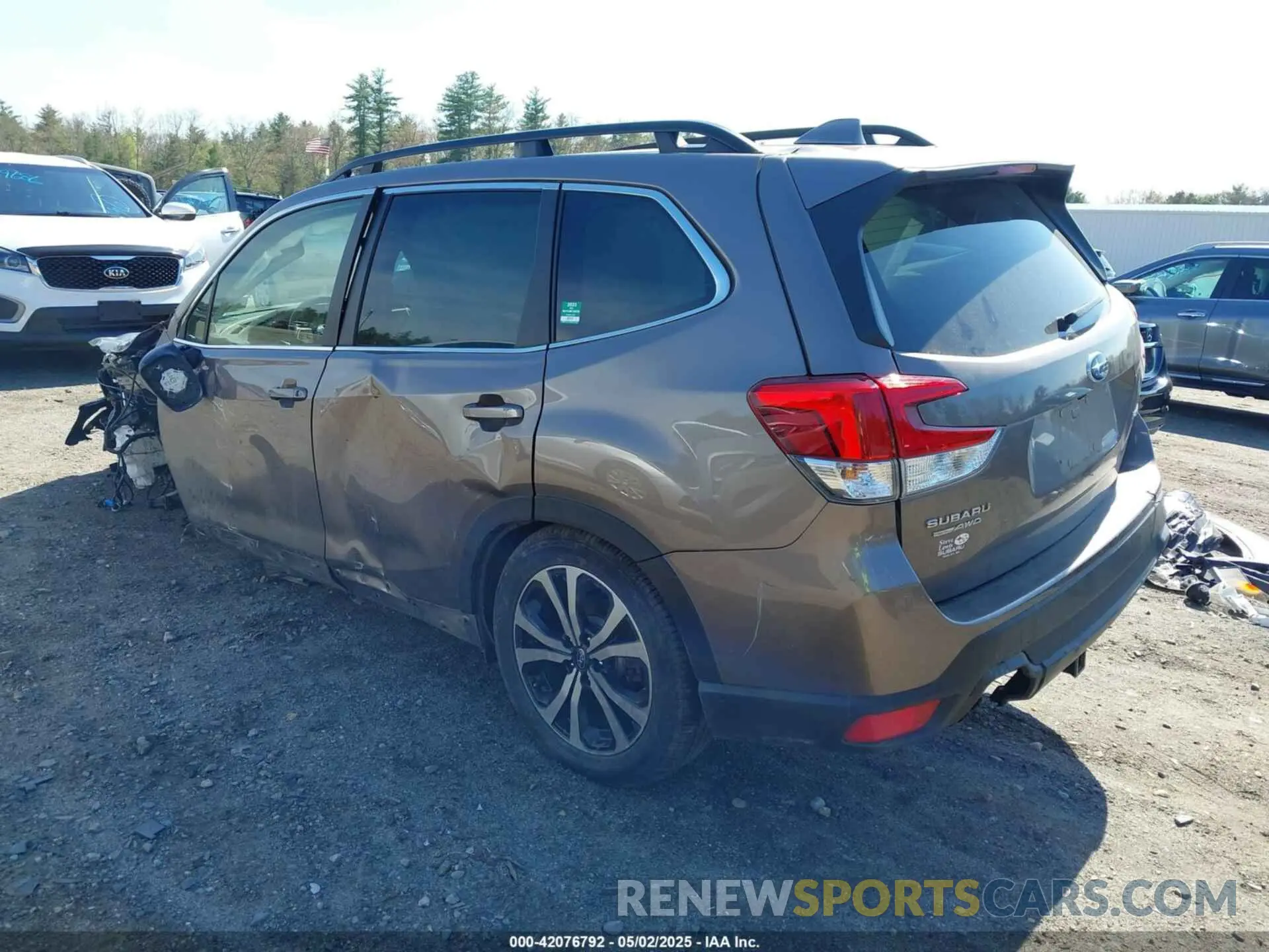 3 Photograph of a damaged car JF2SKANC0NH461964 SUBARU FORESTER 2022