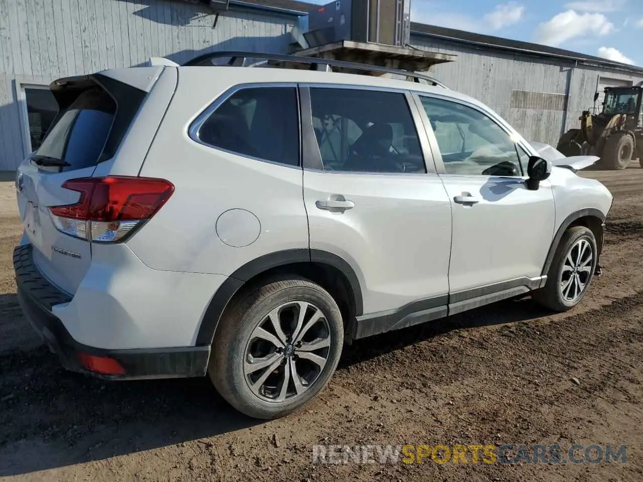 3 Photograph of a damaged car JF2SKANC2NH410191 SUBARU FORESTER 2022