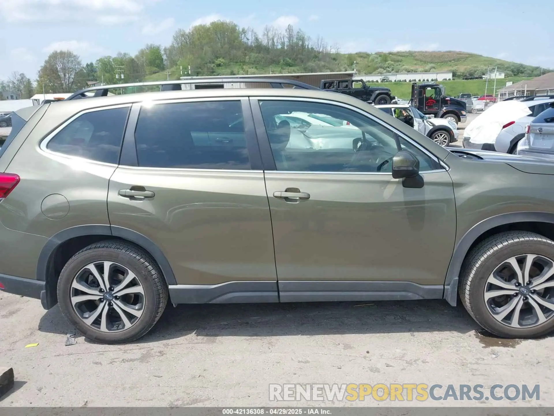 13 Photograph of a damaged car JF2SKAPC5NH440315 SUBARU FORESTER 2022