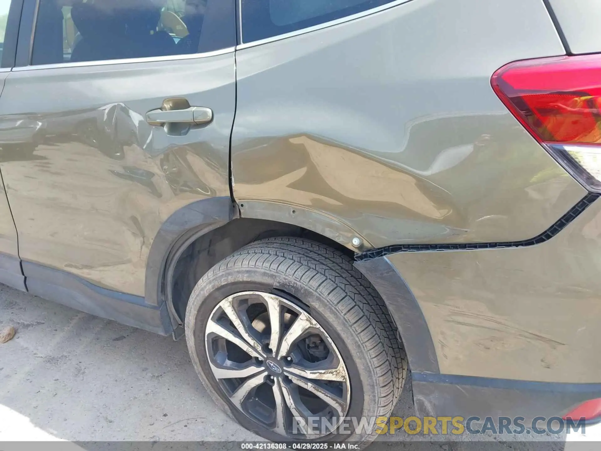 6 Photograph of a damaged car JF2SKAPC5NH440315 SUBARU FORESTER 2022