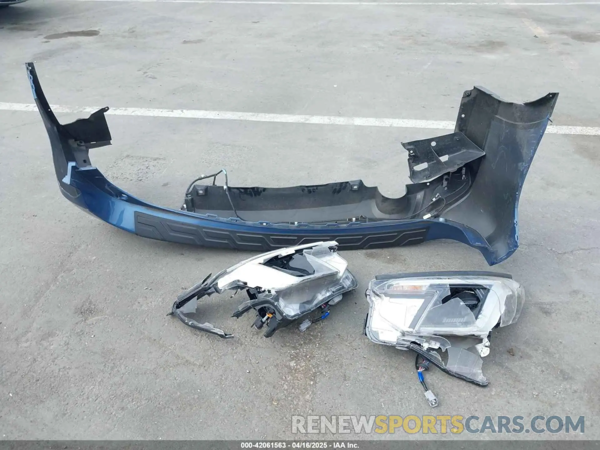 12 Photograph of a damaged car JF2SKAPC5NH519127 SUBARU FORESTER 2022