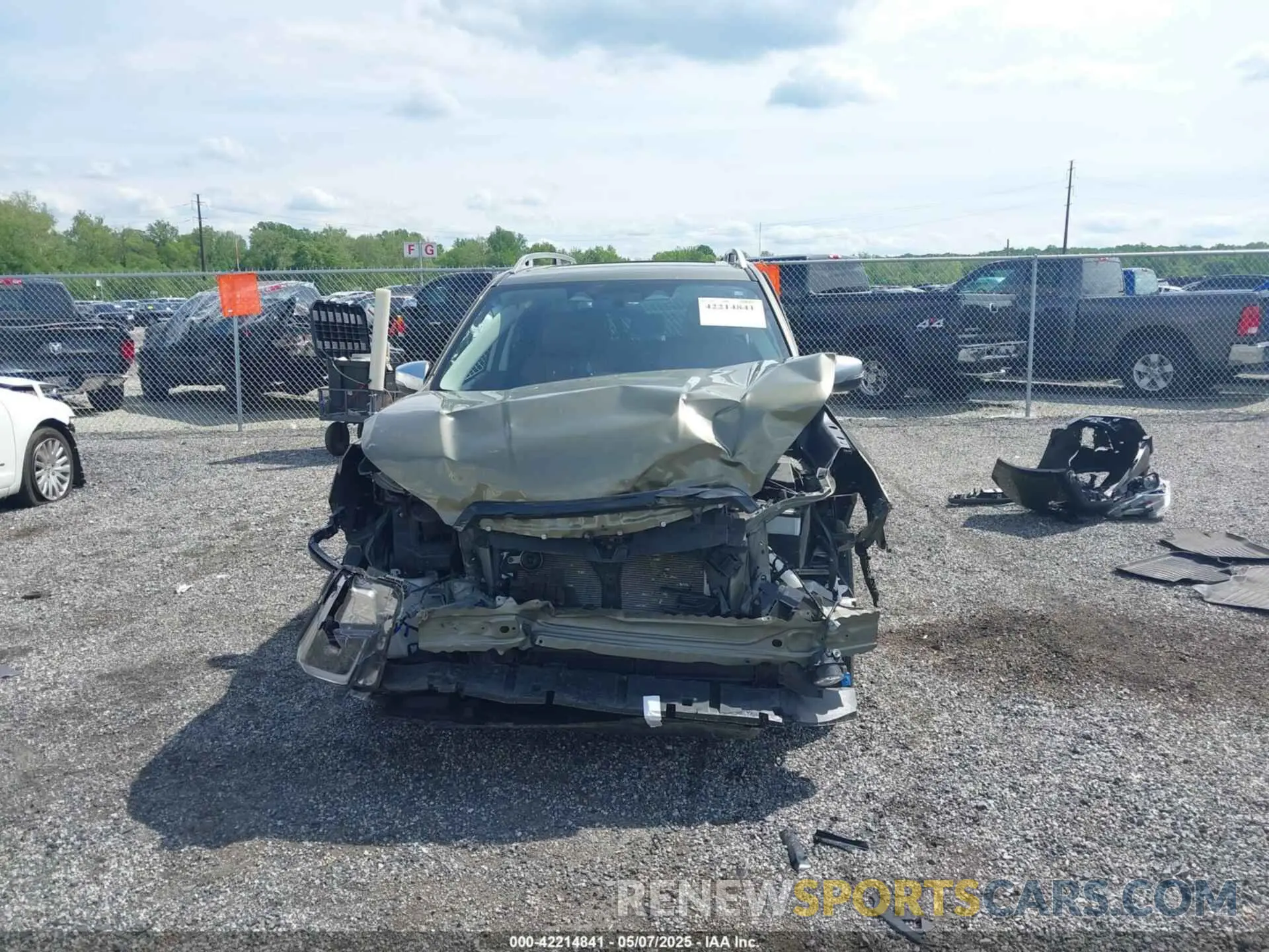 13 Photograph of a damaged car JF2SKARC0NH495770 SUBARU FORESTER 2022