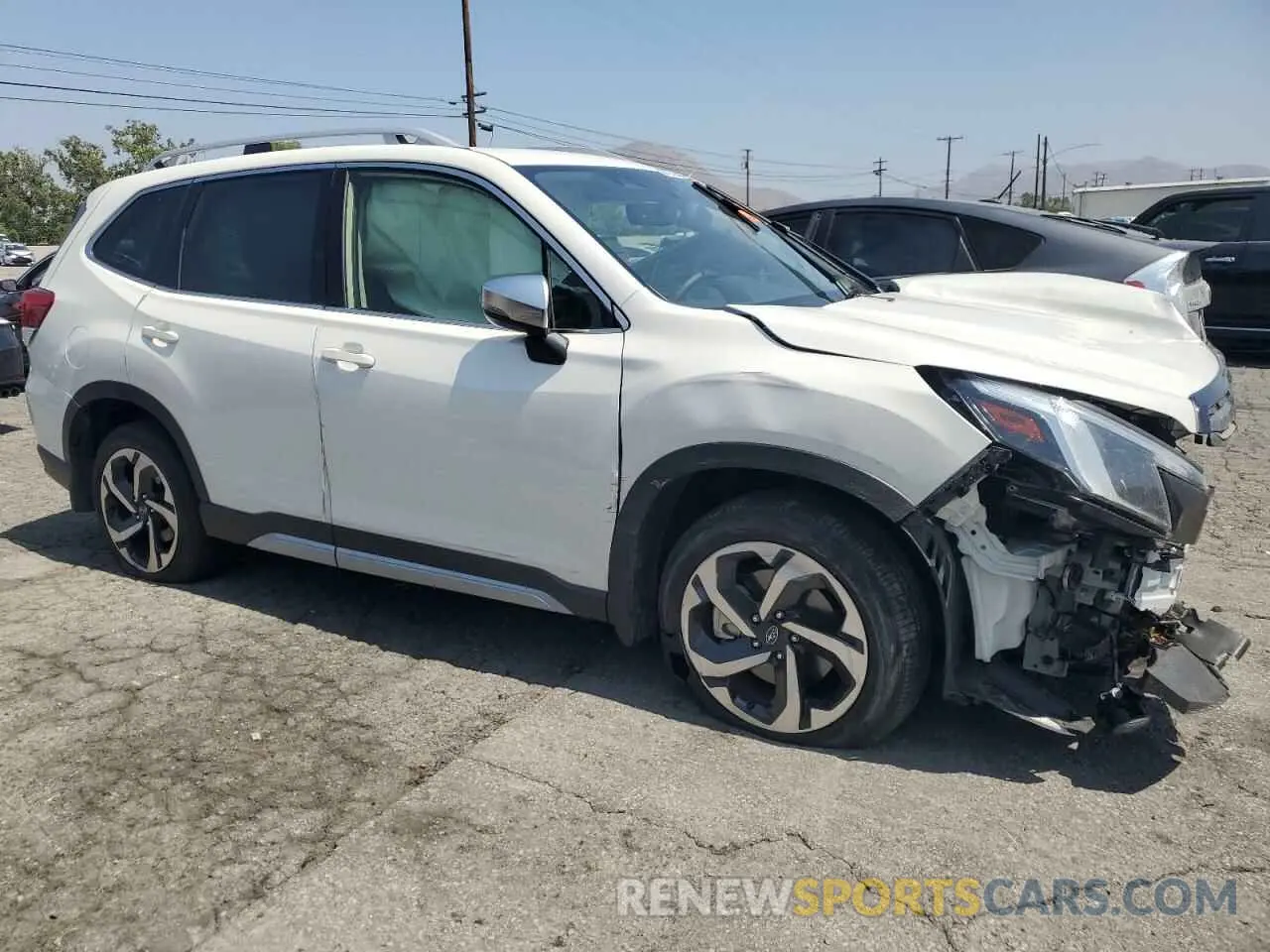 4 Photograph of a damaged car JF2SKARC2NH525335 SUBARU FORESTER 2022