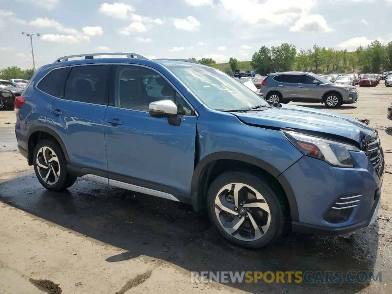 4 Photograph of a damaged car JF2SKARC5NH516287 SUBARU FORESTER 2022