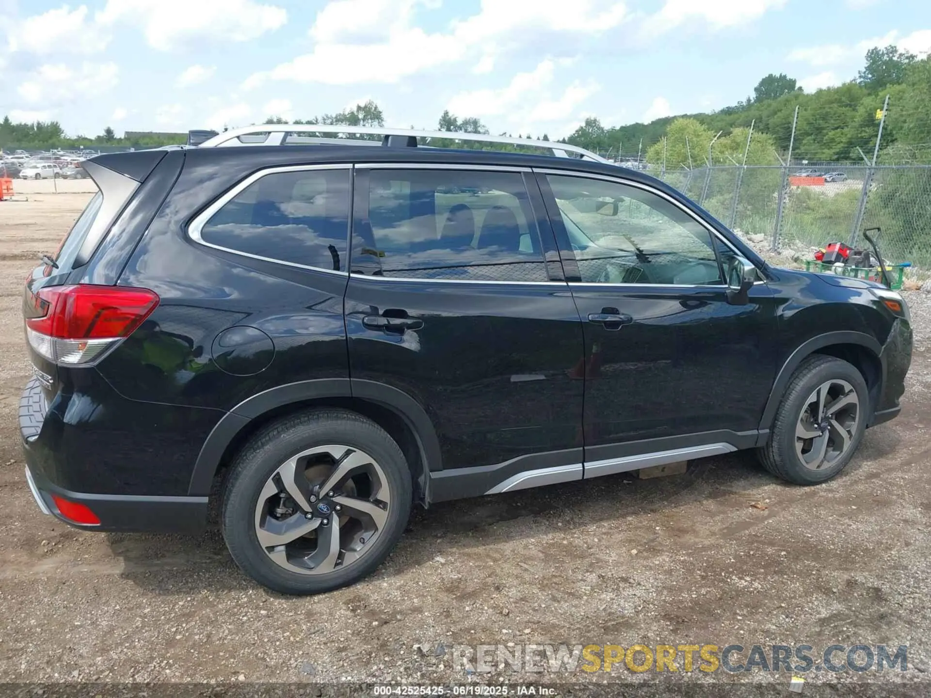 13 Photograph of a damaged car JF2SKARC6NH529923 SUBARU FORESTER 2022