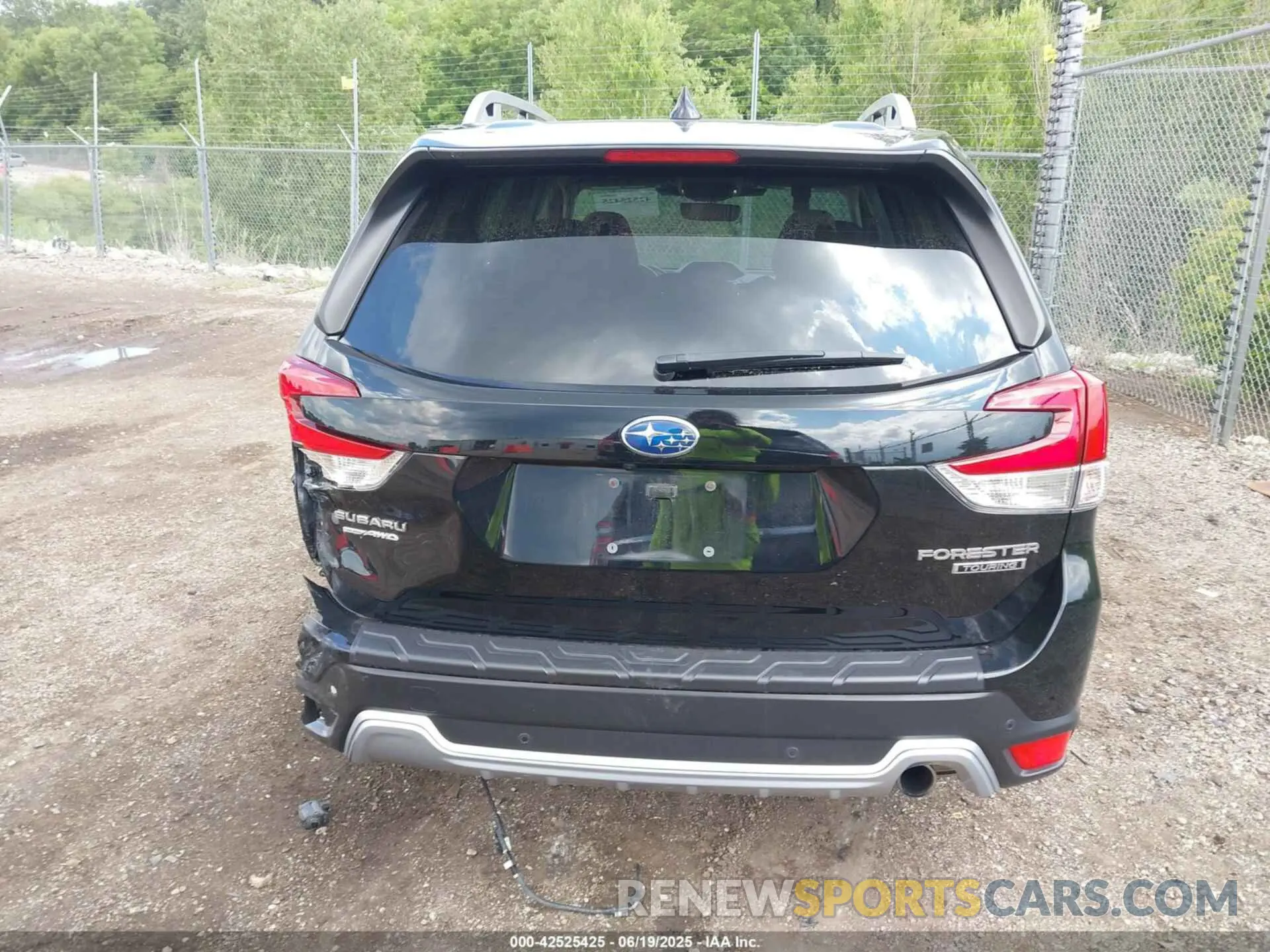 16 Photograph of a damaged car JF2SKARC6NH529923 SUBARU FORESTER 2022