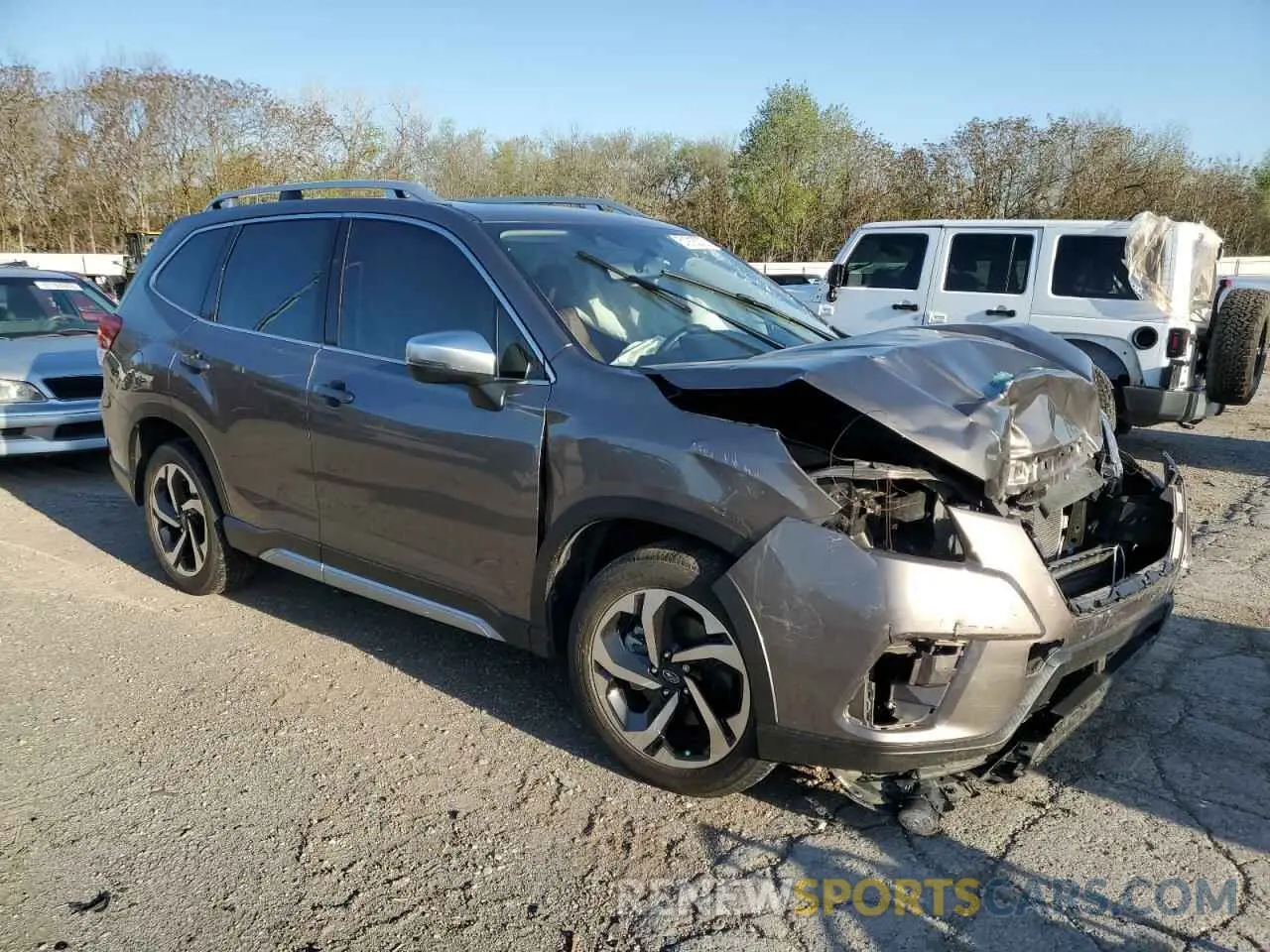 4 Photograph of a damaged car JF2SKARC9NH408982 SUBARU FORESTER 2022