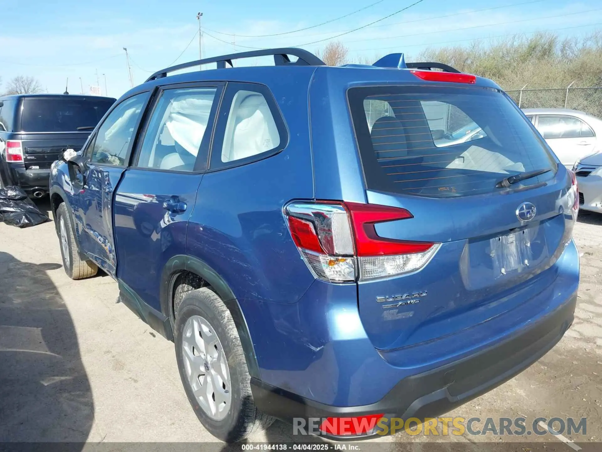3 Photograph of a damaged car JF2SKACC5PH501204 SUBARU FORESTER 2023