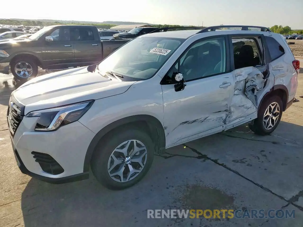 1 Photograph of a damaged car JF2SKAEC0PH400567 SUBARU FORESTER 2023
