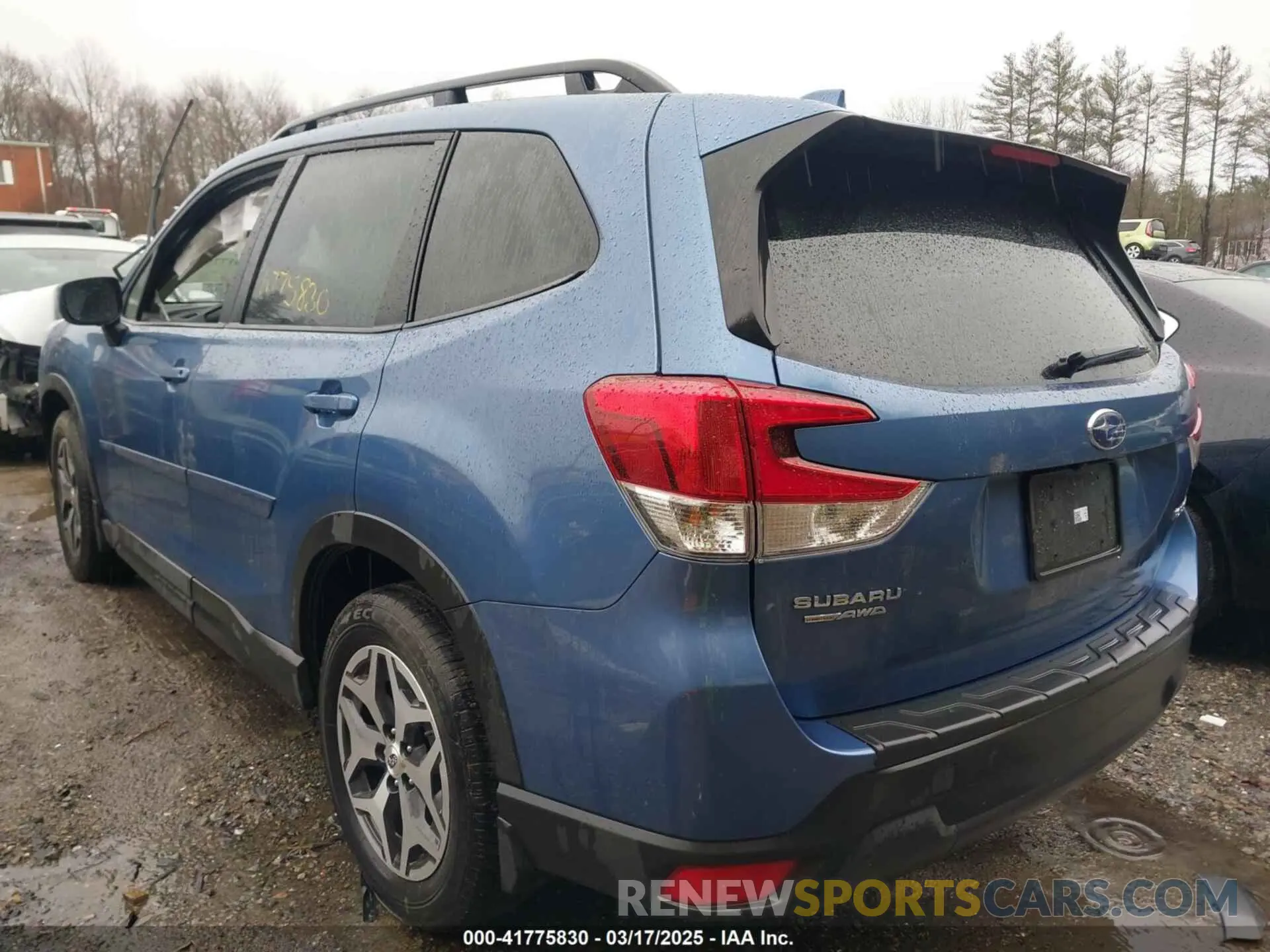 3 Photograph of a damaged car JF2SKAEC0PH510843 SUBARU FORESTER 2023