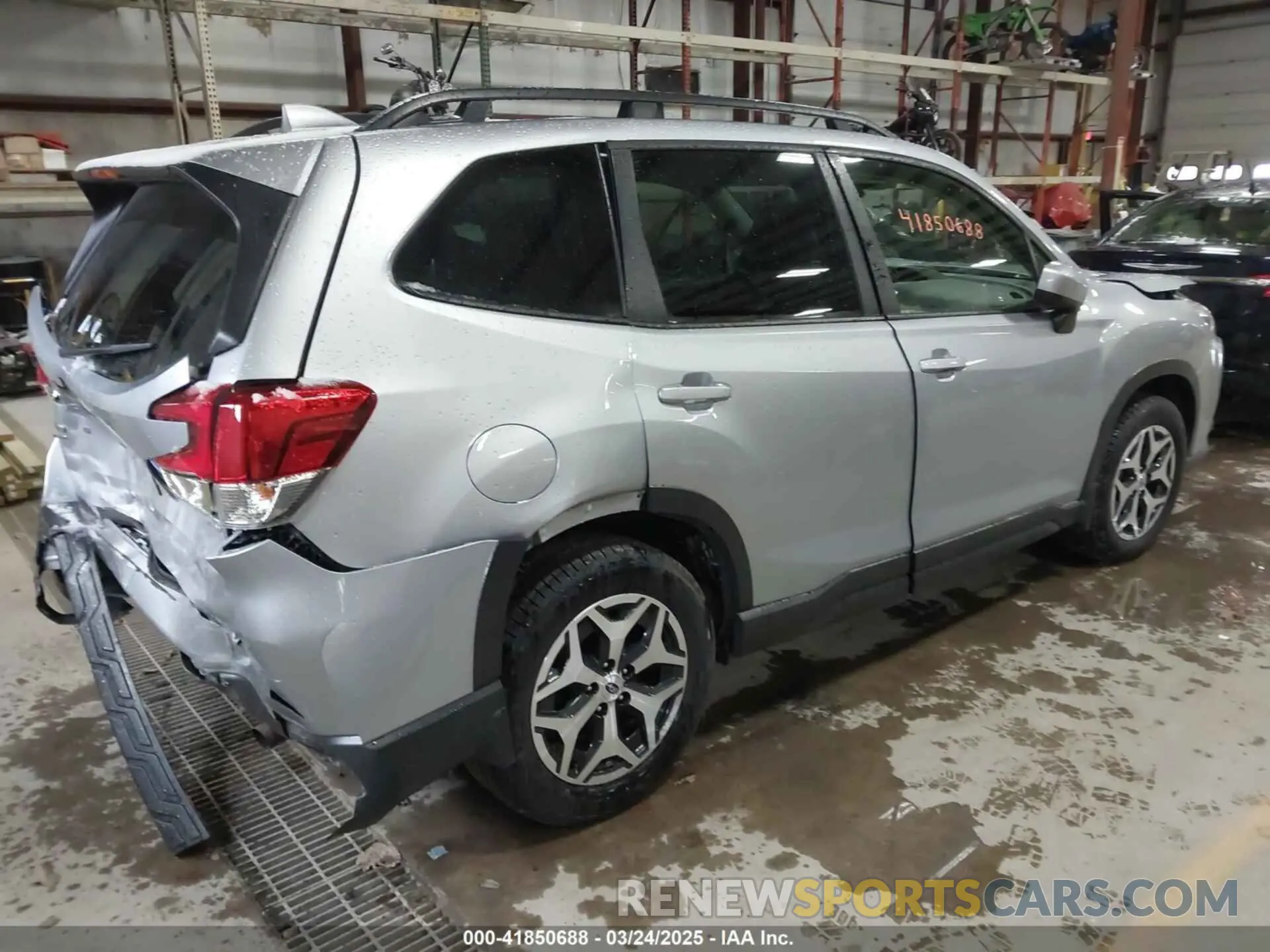 4 Photograph of a damaged car JF2SKAEC0PH514262 SUBARU FORESTER 2023