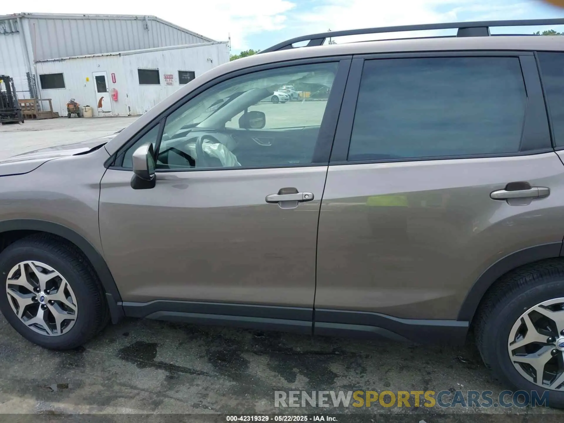 14 Photograph of a damaged car JF2SKAEC0PH536648 SUBARU FORESTER 2023