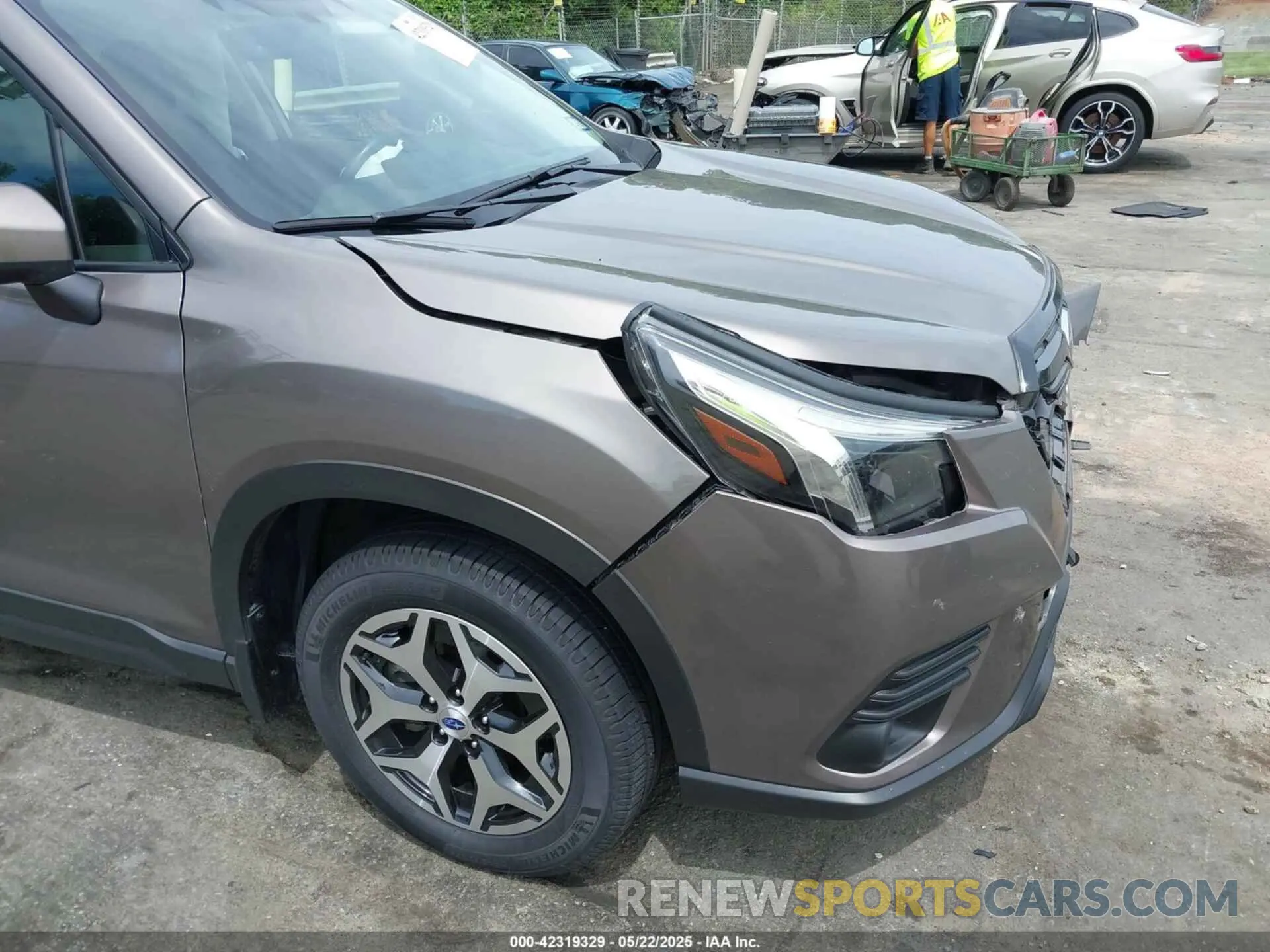 17 Photograph of a damaged car JF2SKAEC0PH536648 SUBARU FORESTER 2023