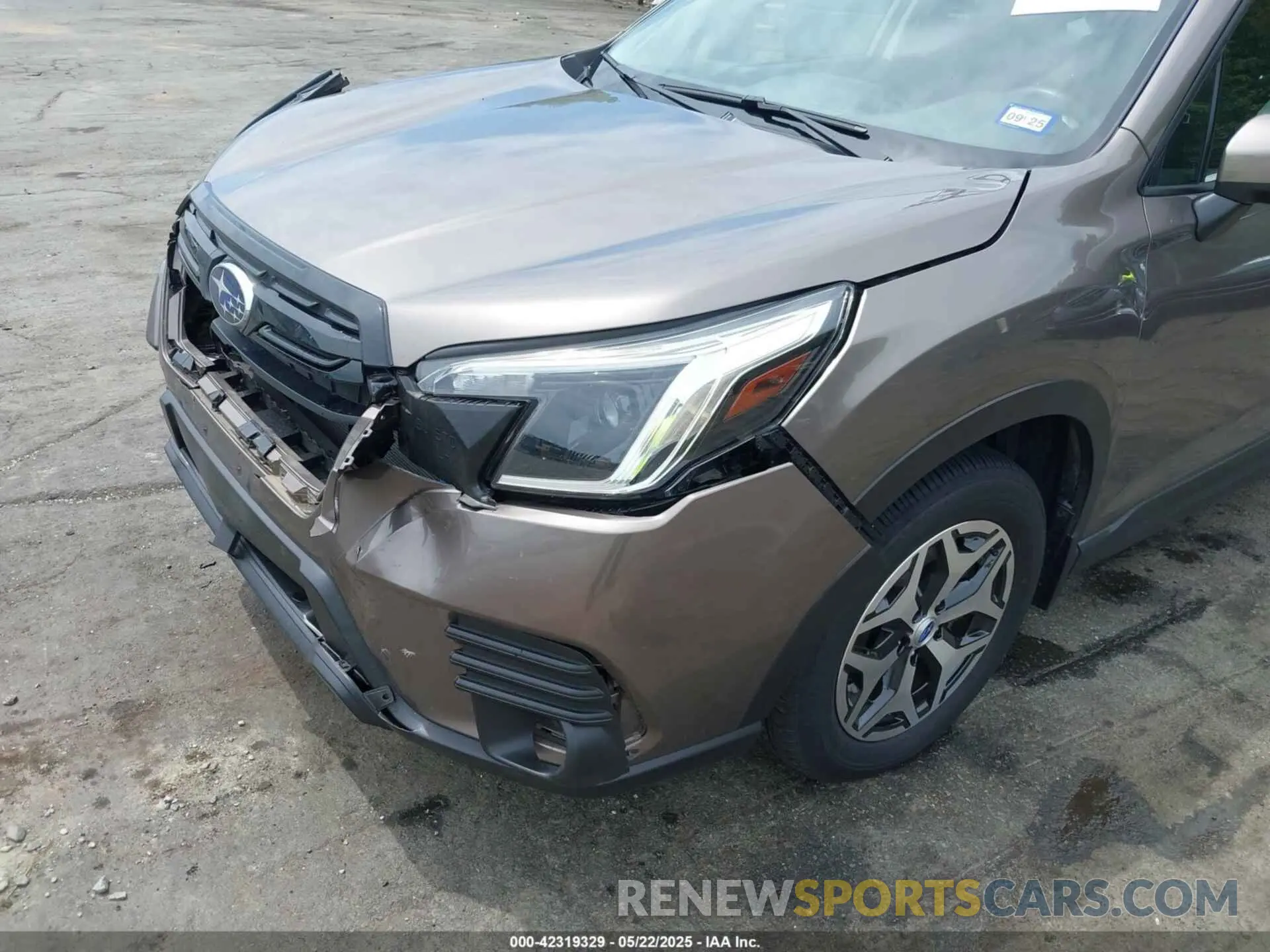 18 Photograph of a damaged car JF2SKAEC0PH536648 SUBARU FORESTER 2023