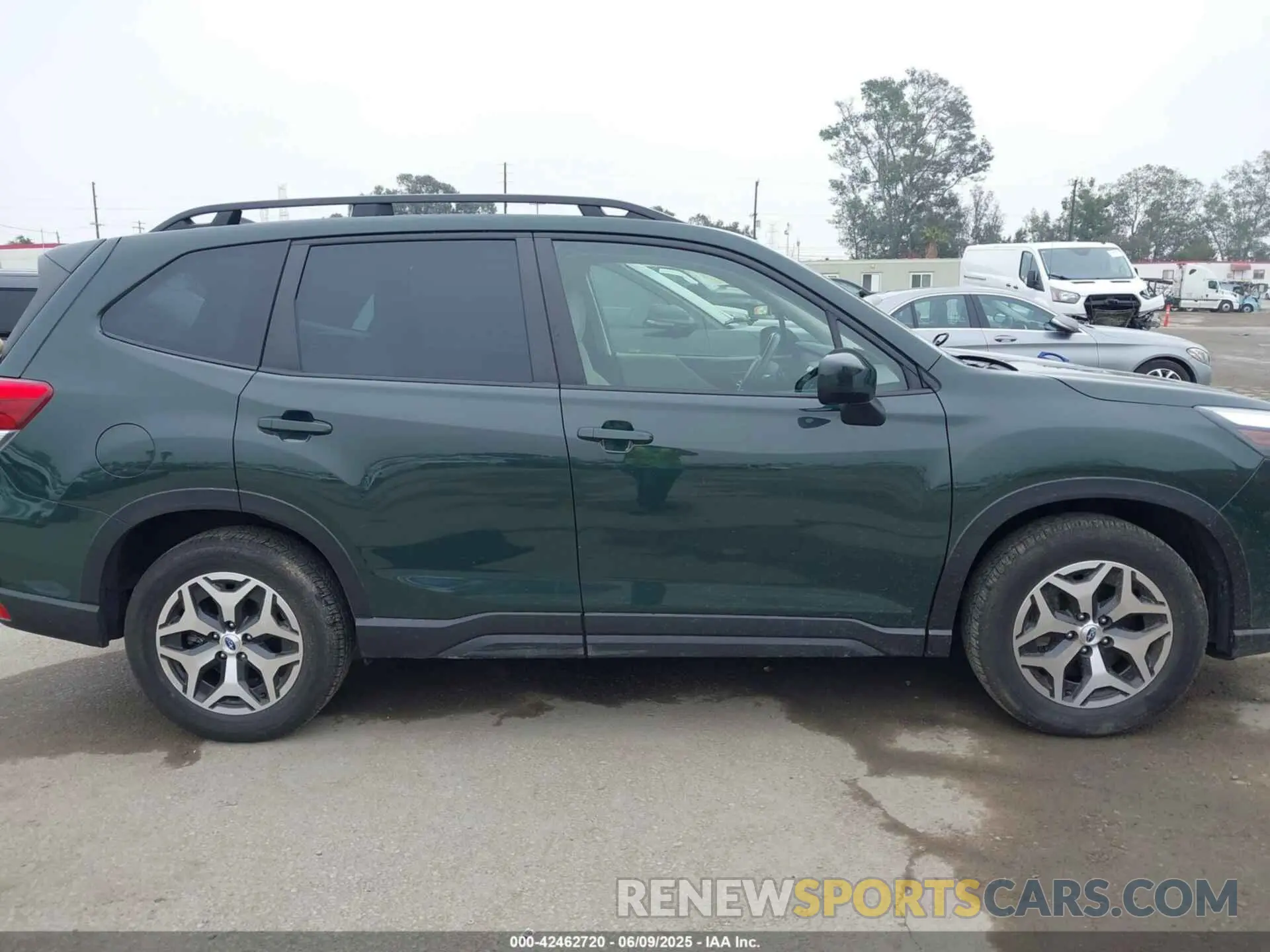 13 Photograph of a damaged car JF2SKAEC1PH415675 SUBARU FORESTER 2023