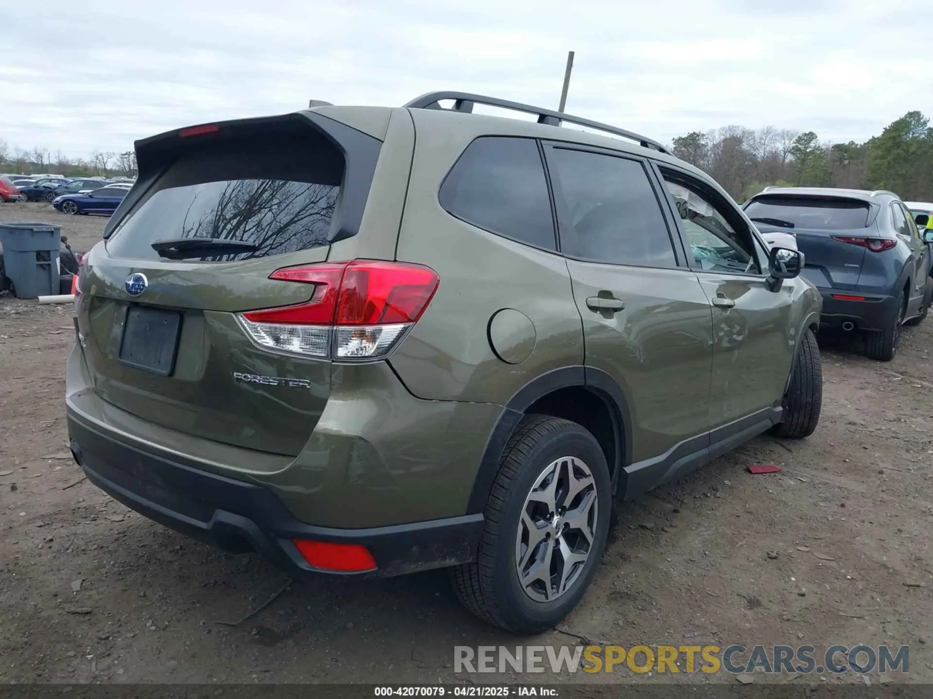 4 Photograph of a damaged car JF2SKAEC2PH537266 SUBARU FORESTER 2023