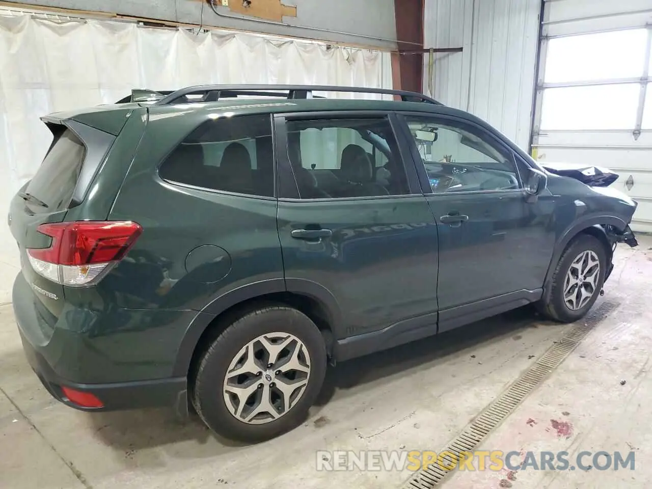 3 Photograph of a damaged car JF2SKAEC3PH508696 SUBARU FORESTER 2023