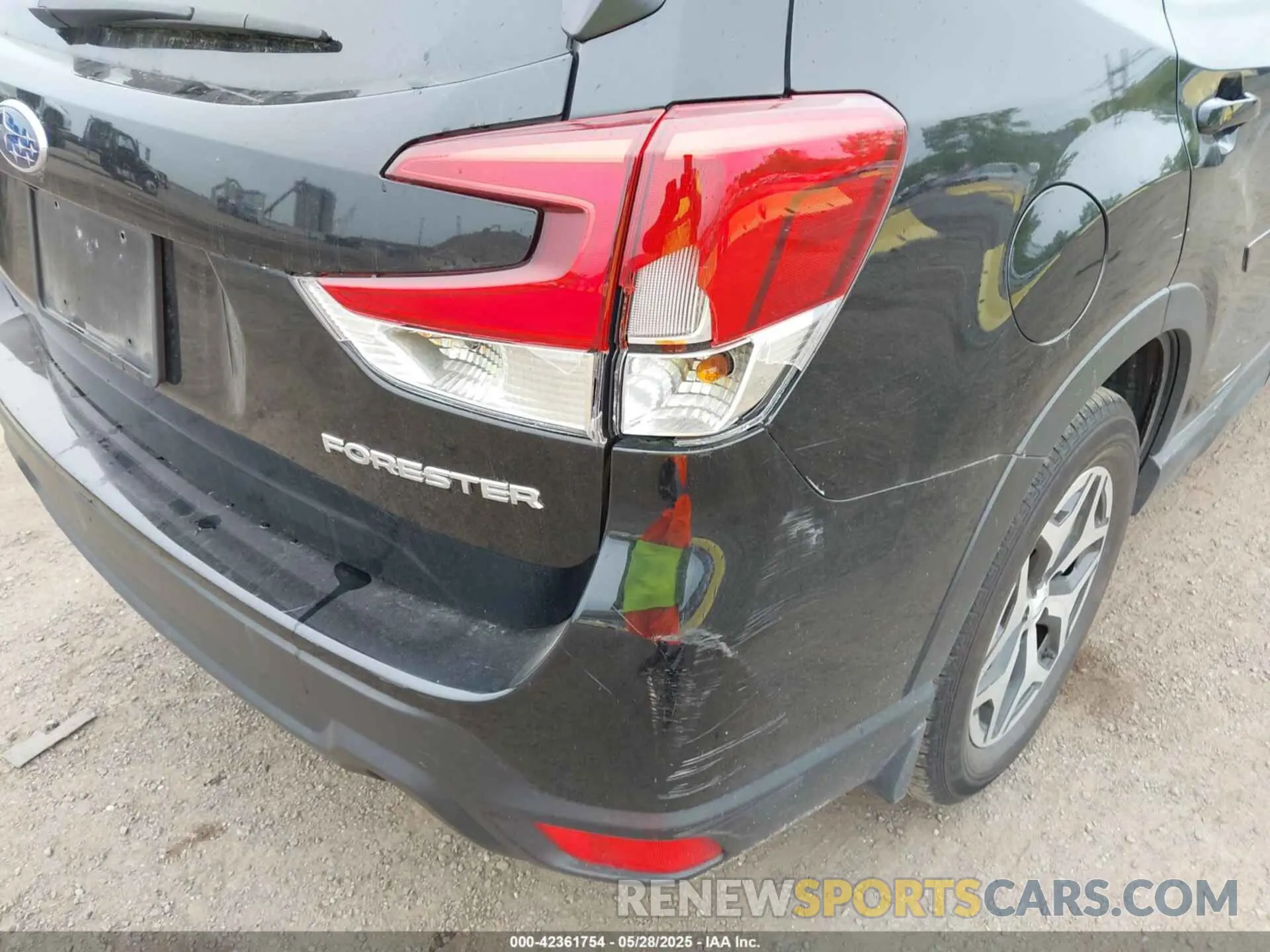 20 Photograph of a damaged car JF2SKAEC6PH511494 SUBARU FORESTER 2023