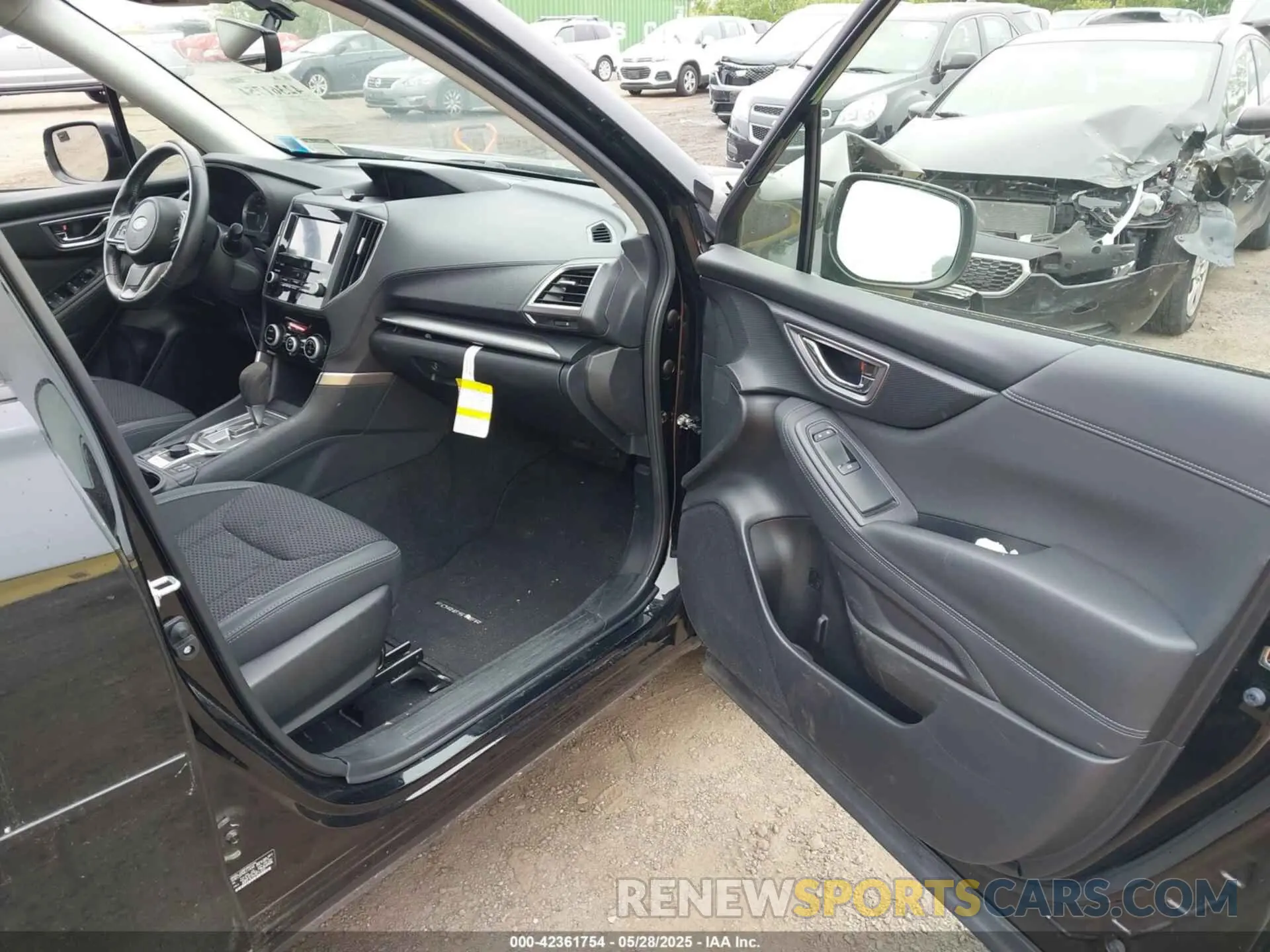 5 Photograph of a damaged car JF2SKAEC6PH511494 SUBARU FORESTER 2023