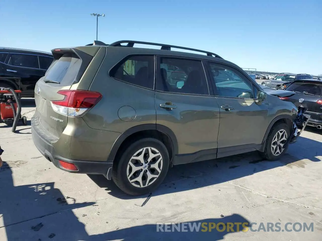 3 Photograph of a damaged car JF2SKAECXPH535619 SUBARU FORESTER 2023