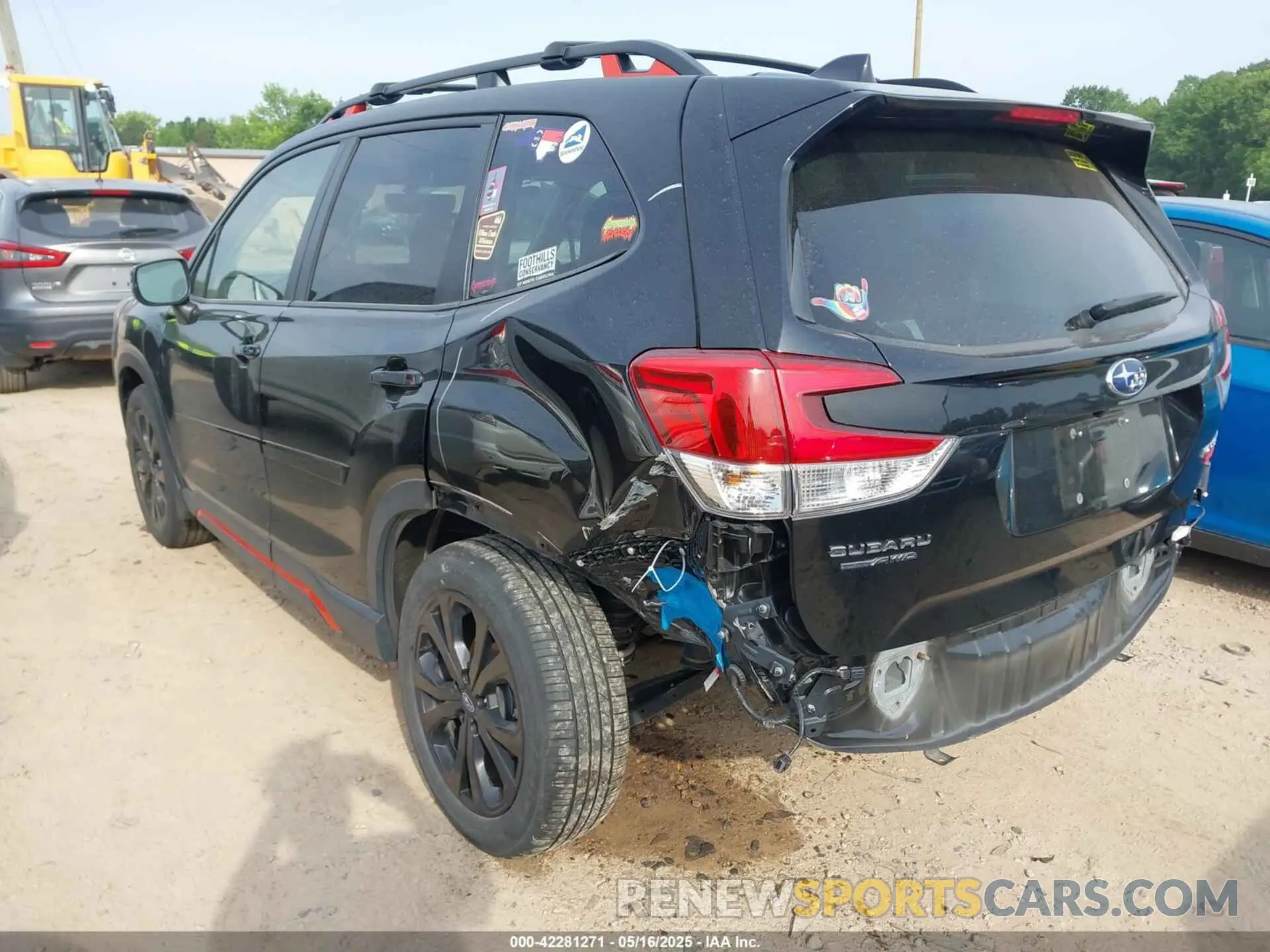3 Photograph of a damaged car JF2SKAJC1PH498353 SUBARU FORESTER 2023