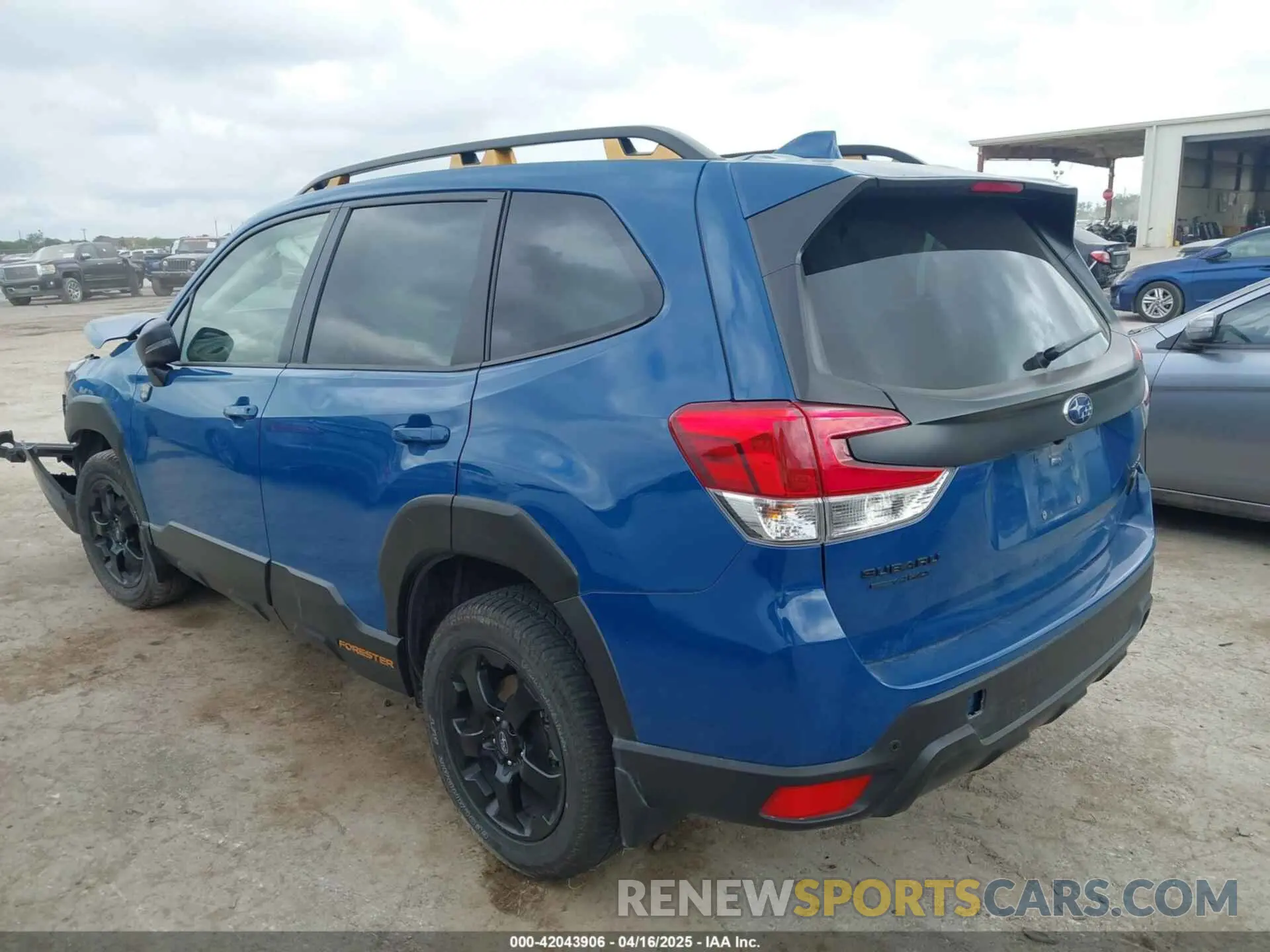 3 Photograph of a damaged car JF2SKALCXPH490877 SUBARU FORESTER 2023