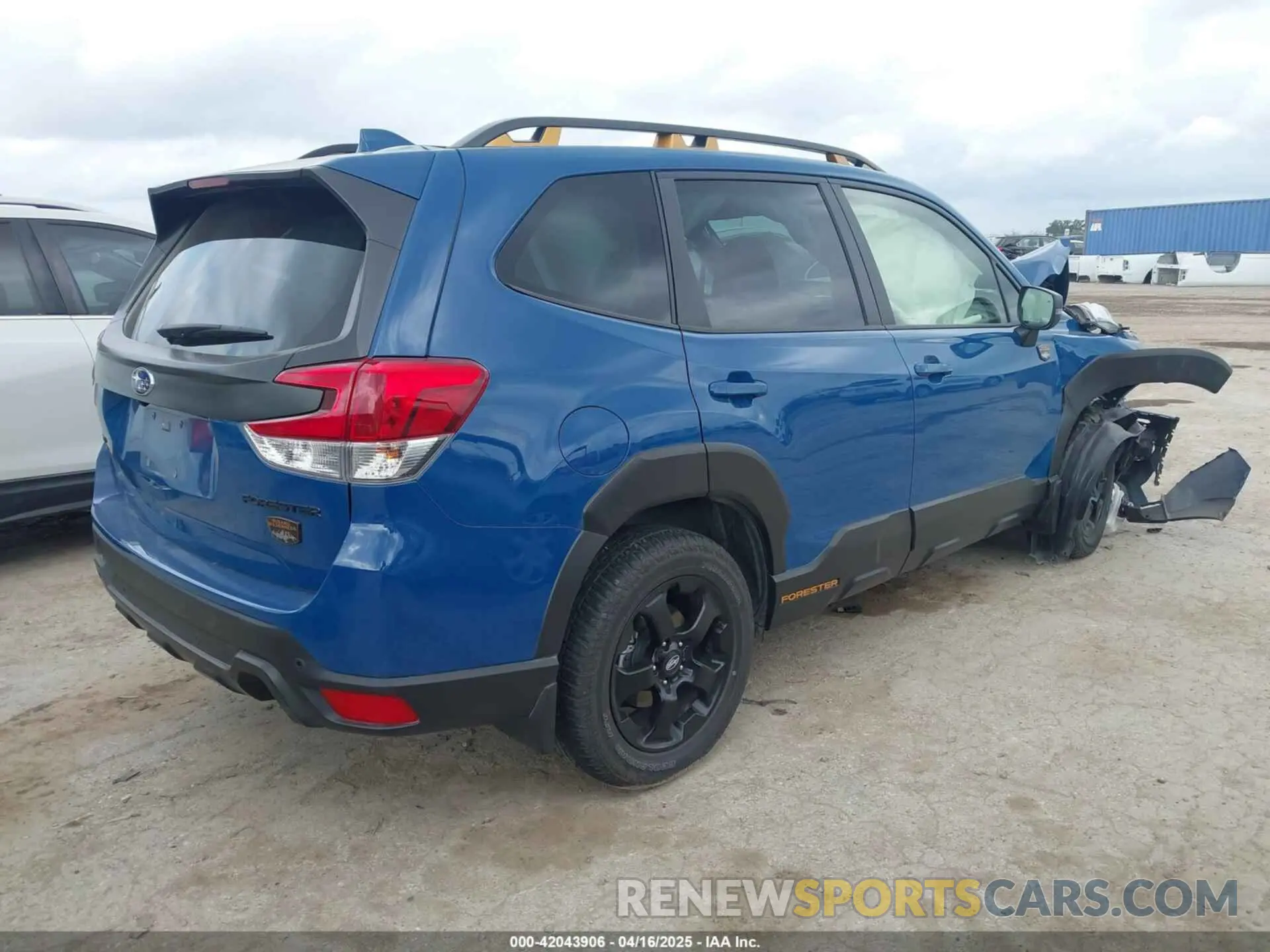 4 Photograph of a damaged car JF2SKALCXPH490877 SUBARU FORESTER 2023