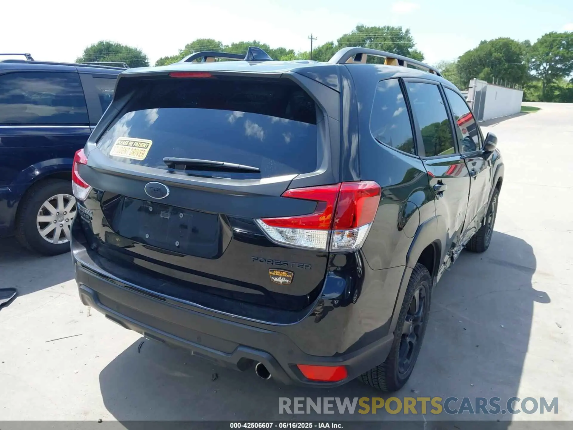 4 Photograph of a damaged car JF2SKAMC1PH502476 SUBARU FORESTER 2023