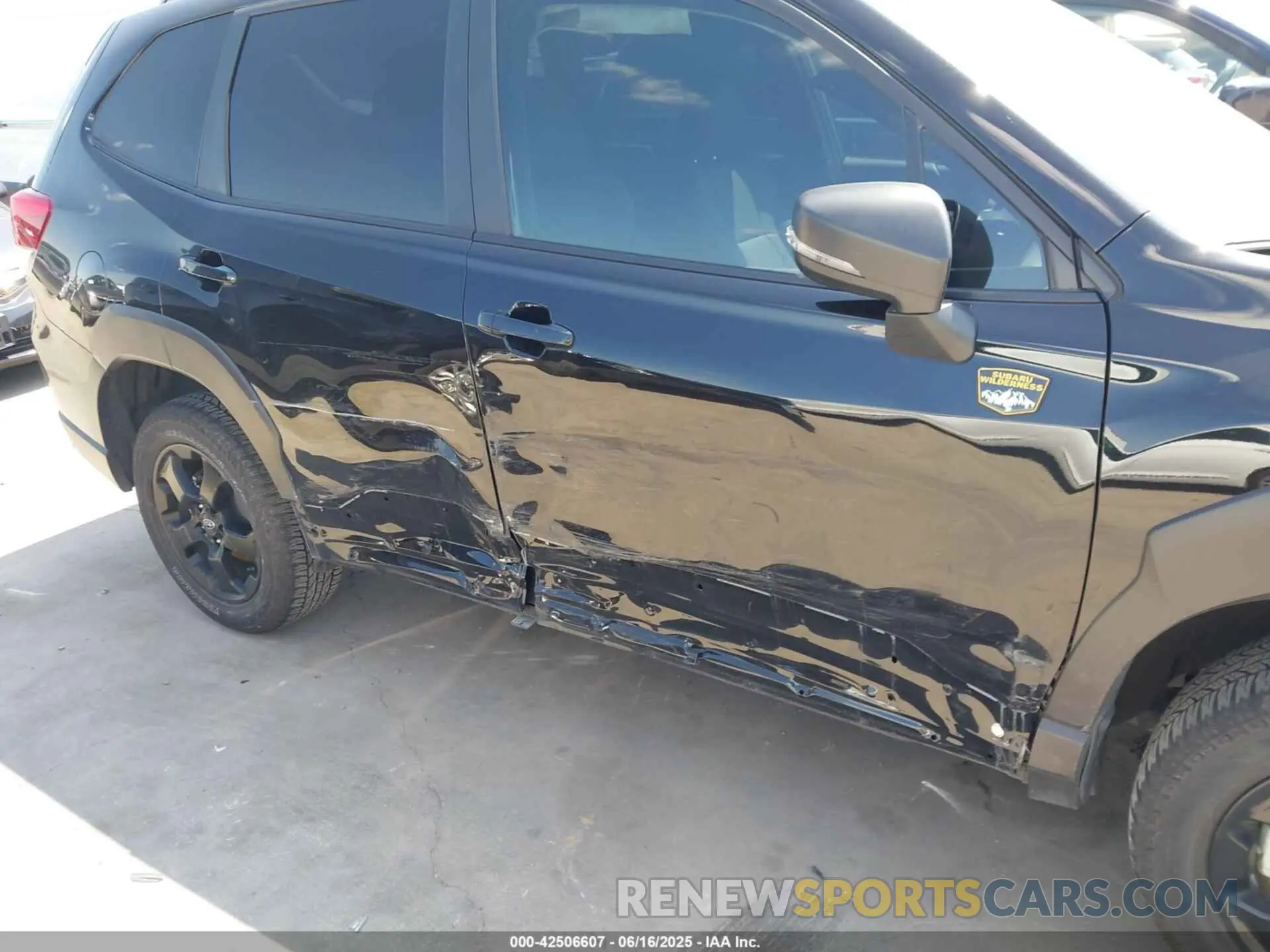 6 Photograph of a damaged car JF2SKAMC1PH502476 SUBARU FORESTER 2023