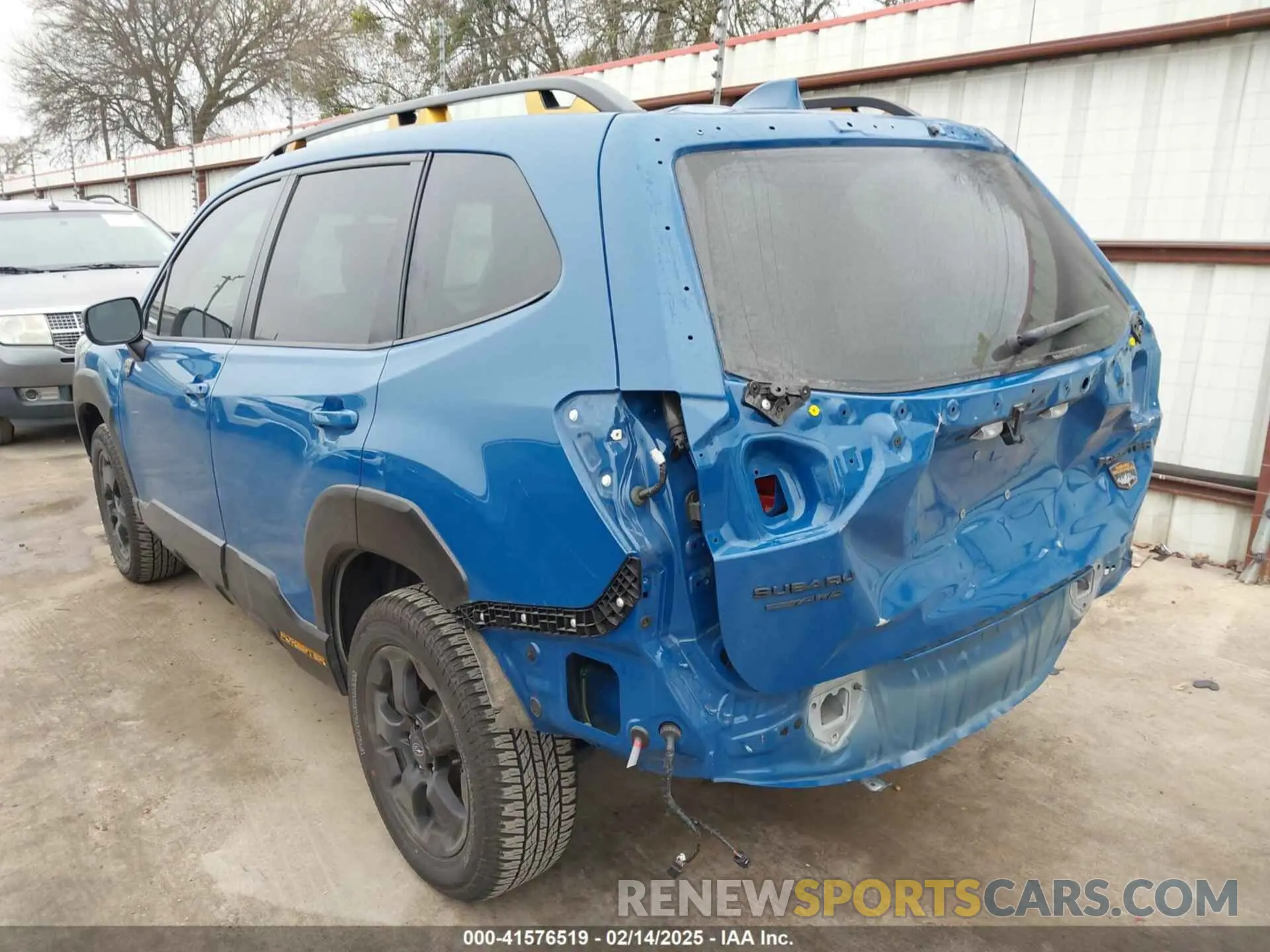 3 Photograph of a damaged car JF2SKAMC2PH427853 SUBARU FORESTER 2023