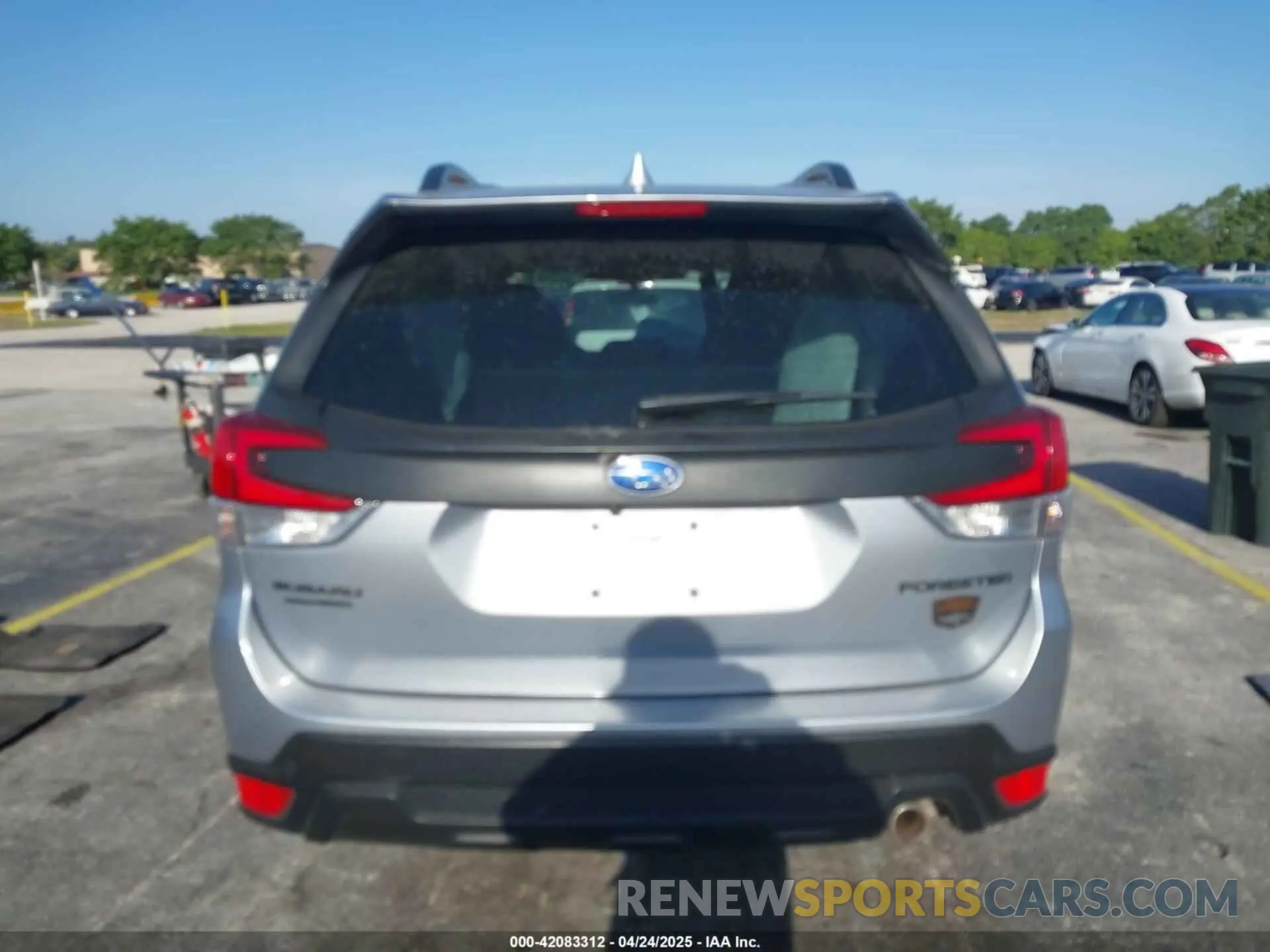 15 Photograph of a damaged car JF2SKAMC5PH421738 SUBARU FORESTER 2023