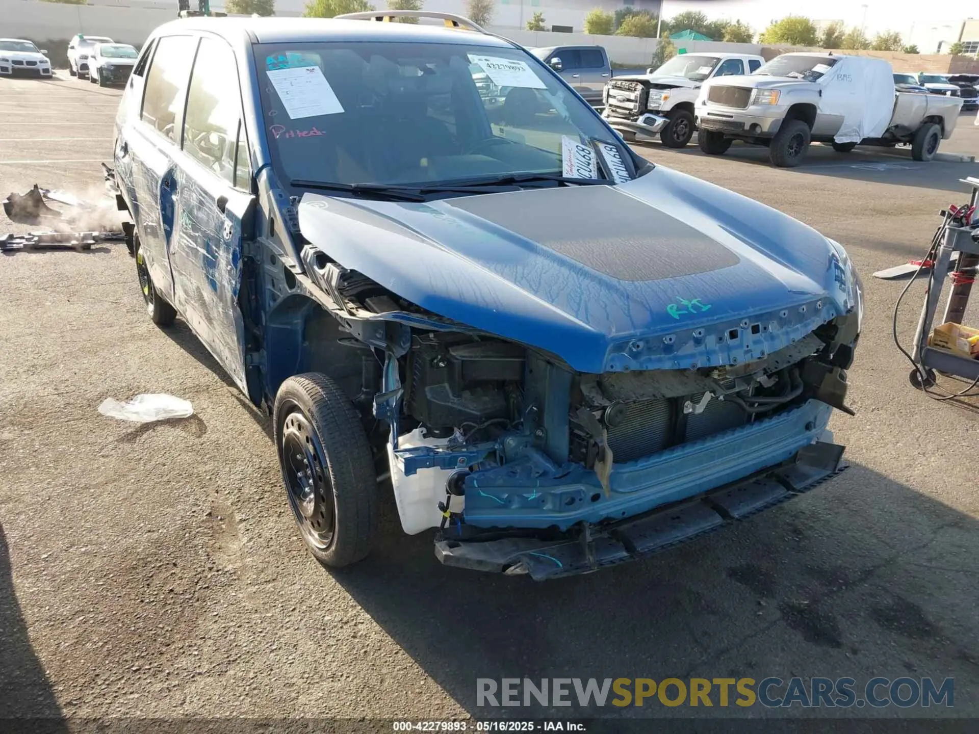 1 Photograph of a damaged car JF2SKAMC8PH474675 SUBARU FORESTER 2023