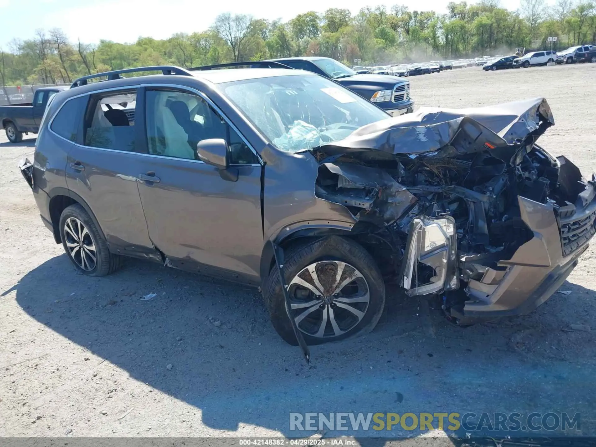 1 Photograph of a damaged car JF2SKANC0PH548072 SUBARU FORESTER 2023