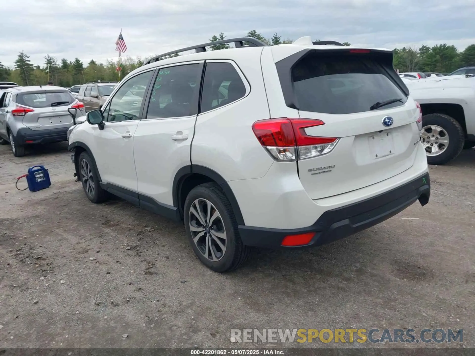 3 Photograph of a damaged car JF2SKAPC6PH402904 SUBARU FORESTER 2023