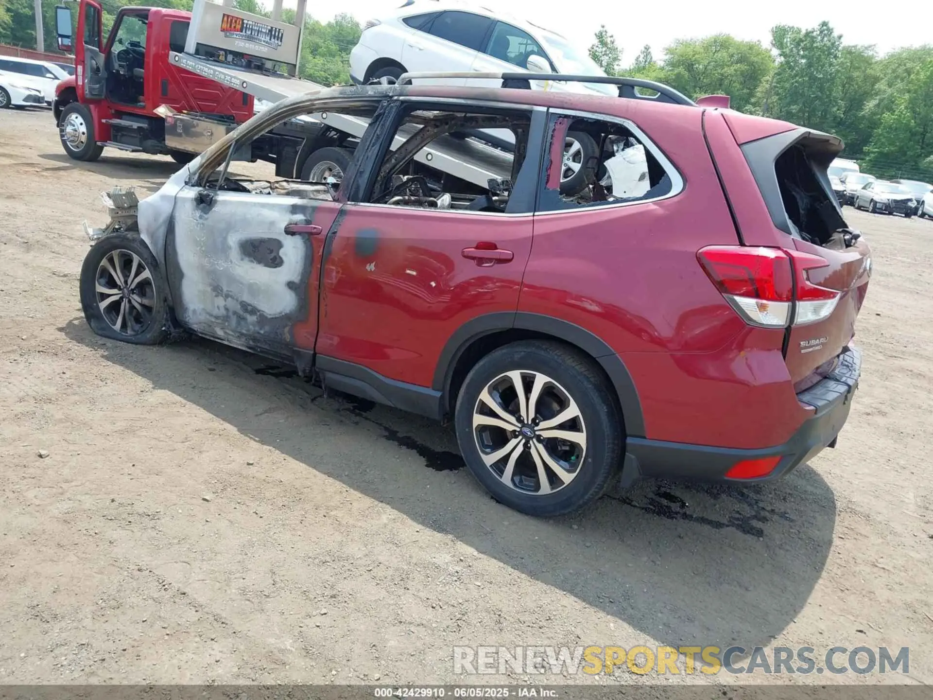 3 Photograph of a damaged car JF2SKAPC7PH401048 SUBARU FORESTER 2023