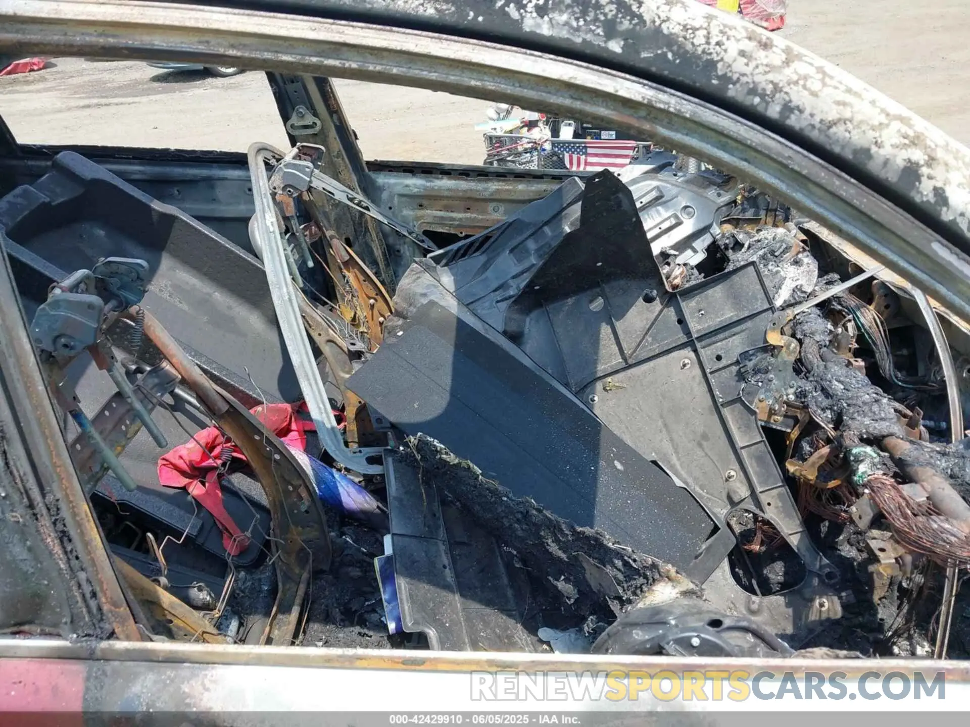 5 Photograph of a damaged car JF2SKAPC7PH401048 SUBARU FORESTER 2023