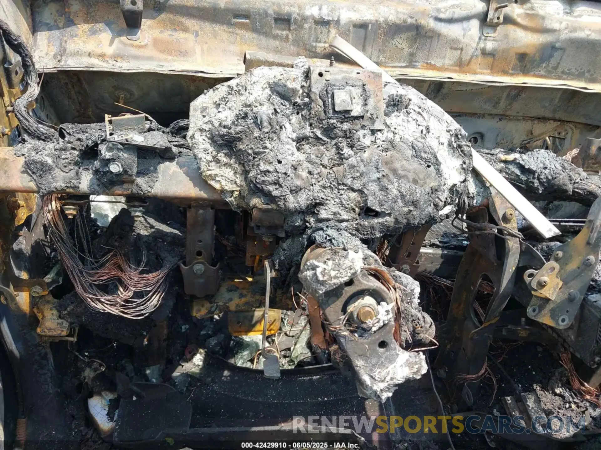 7 Photograph of a damaged car JF2SKAPC7PH401048 SUBARU FORESTER 2023