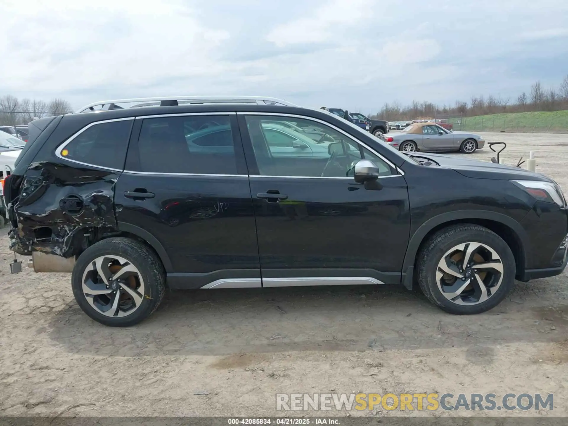 14 Photograph of a damaged car JF2SKARC2PH537438 SUBARU FORESTER 2023