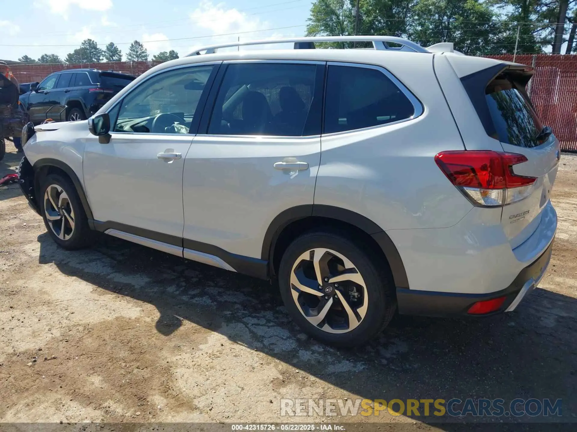 3 Photograph of a damaged car JF2SKARC3PH525847 SUBARU FORESTER 2023