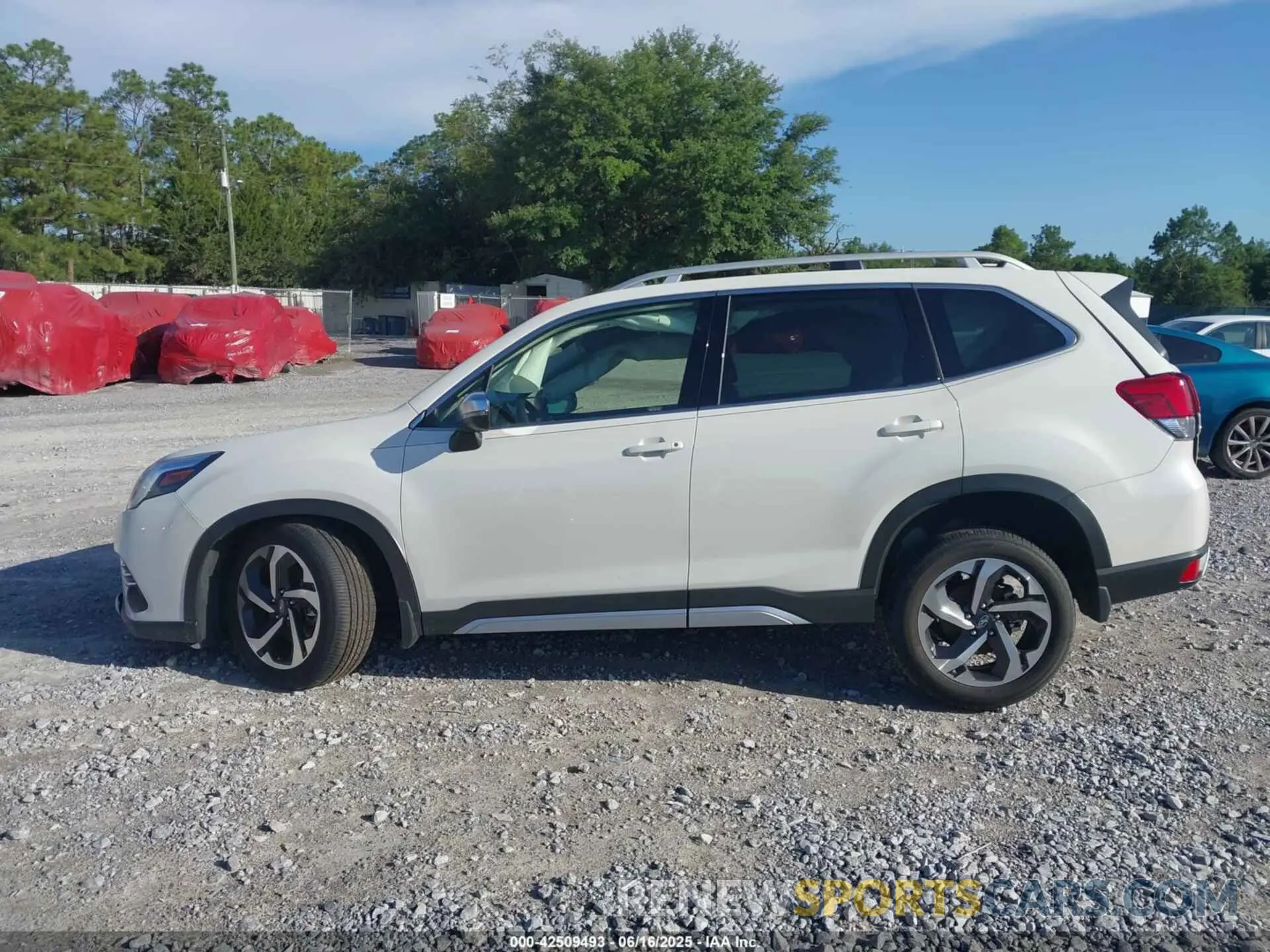 14 Photograph of a damaged car JF2SKARC5PH500285 SUBARU FORESTER 2023