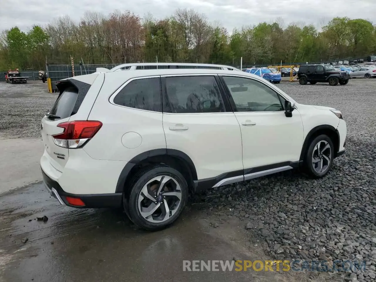 3 Photograph of a damaged car JF2SKARC7PH501860 SUBARU FORESTER 2023