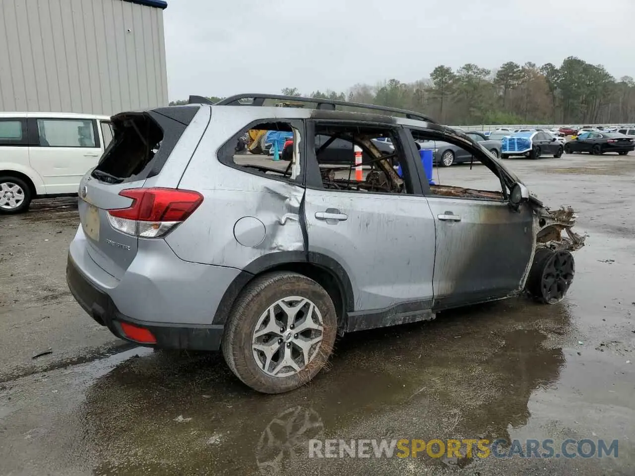 3 Photograph of a damaged car JF2SKACC6RH499188 SUBARU FORESTER 2024