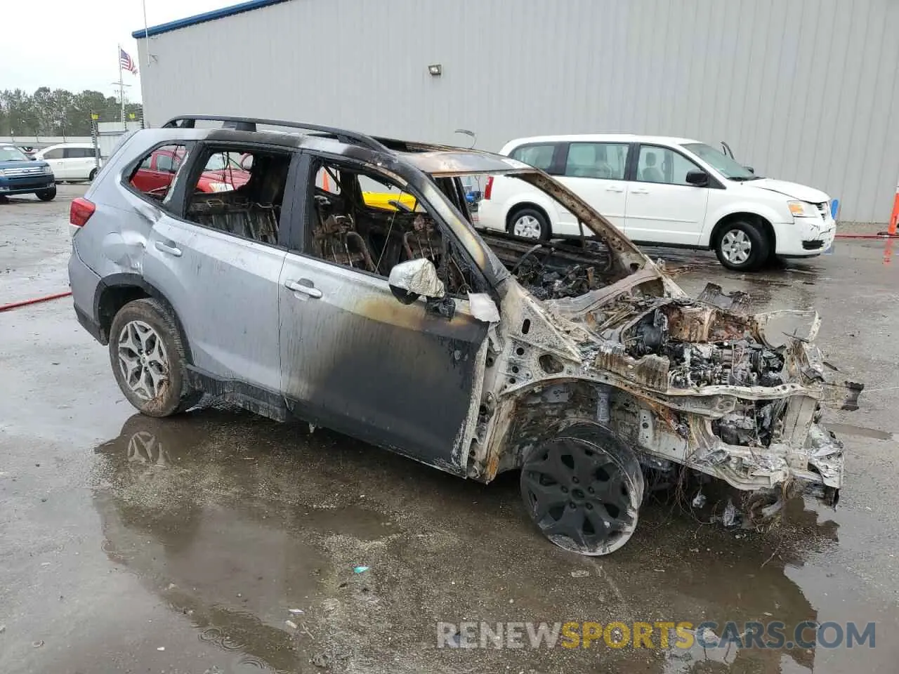 4 Photograph of a damaged car JF2SKACC6RH499188 SUBARU FORESTER 2024
